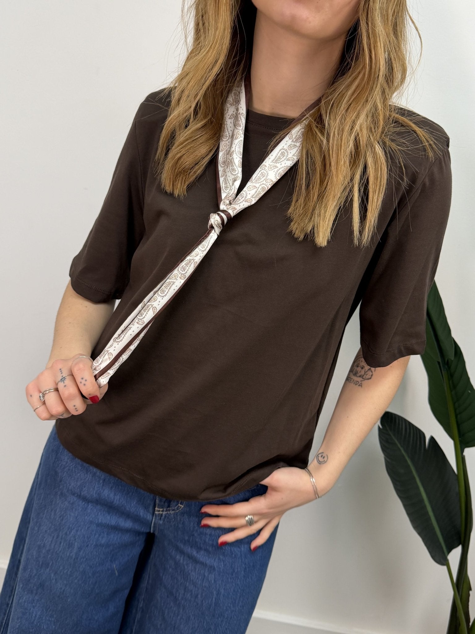 T-Shirt girocollo con spalline e twilly Susy Mix - GiuGiò | Shop online