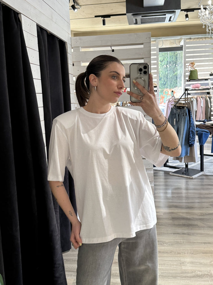 T-shirt over spallina imbottita Tensione In - GiuGiò | Shop online