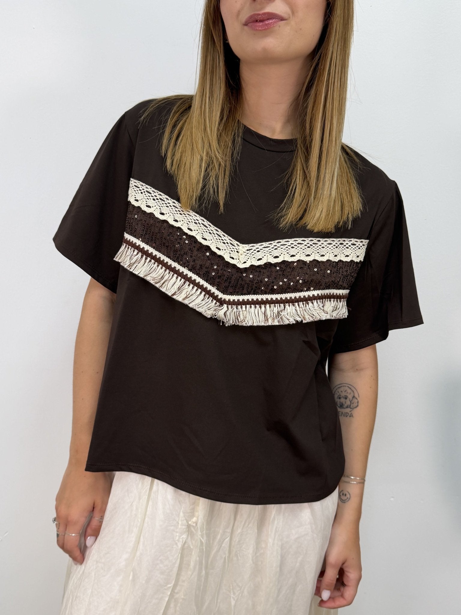 T-shirt ricamo macramè paillettes e frange Susy Mix - GiuGiò | Shop online