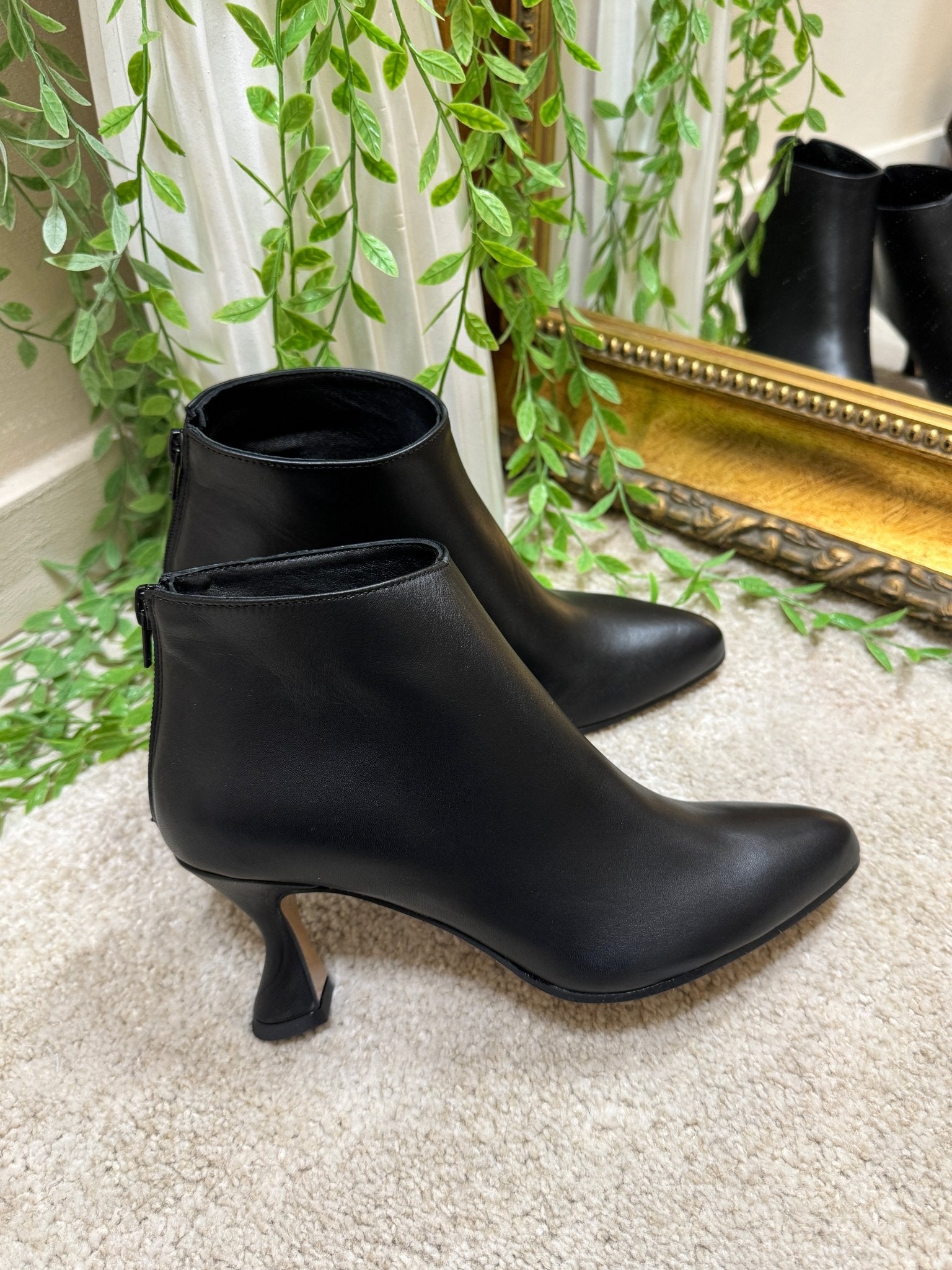 Tronchetto basso in pelle Noa - GiuGiò | Shop online