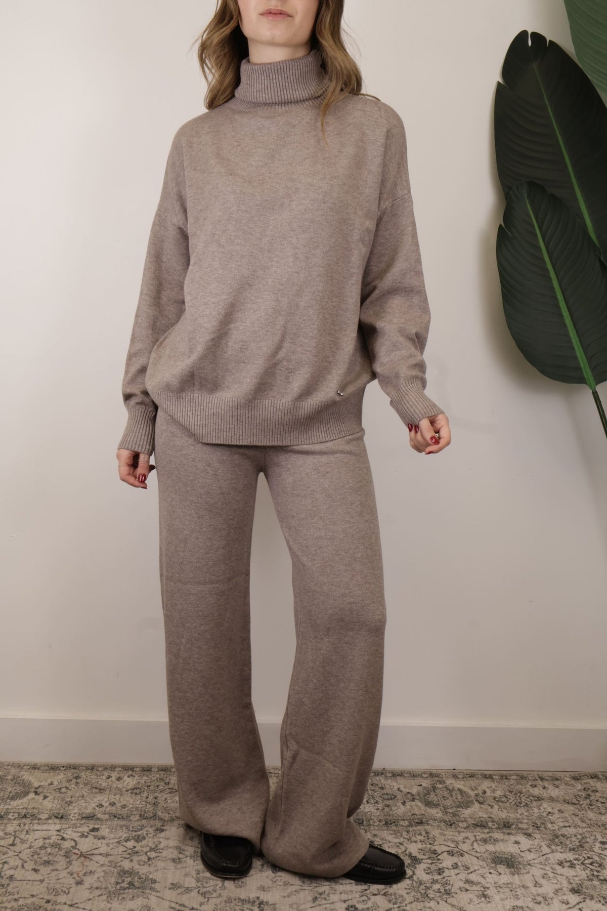 Tuta in maglia maglione lupetto e pantalone Please - GiuGiò | Shop online