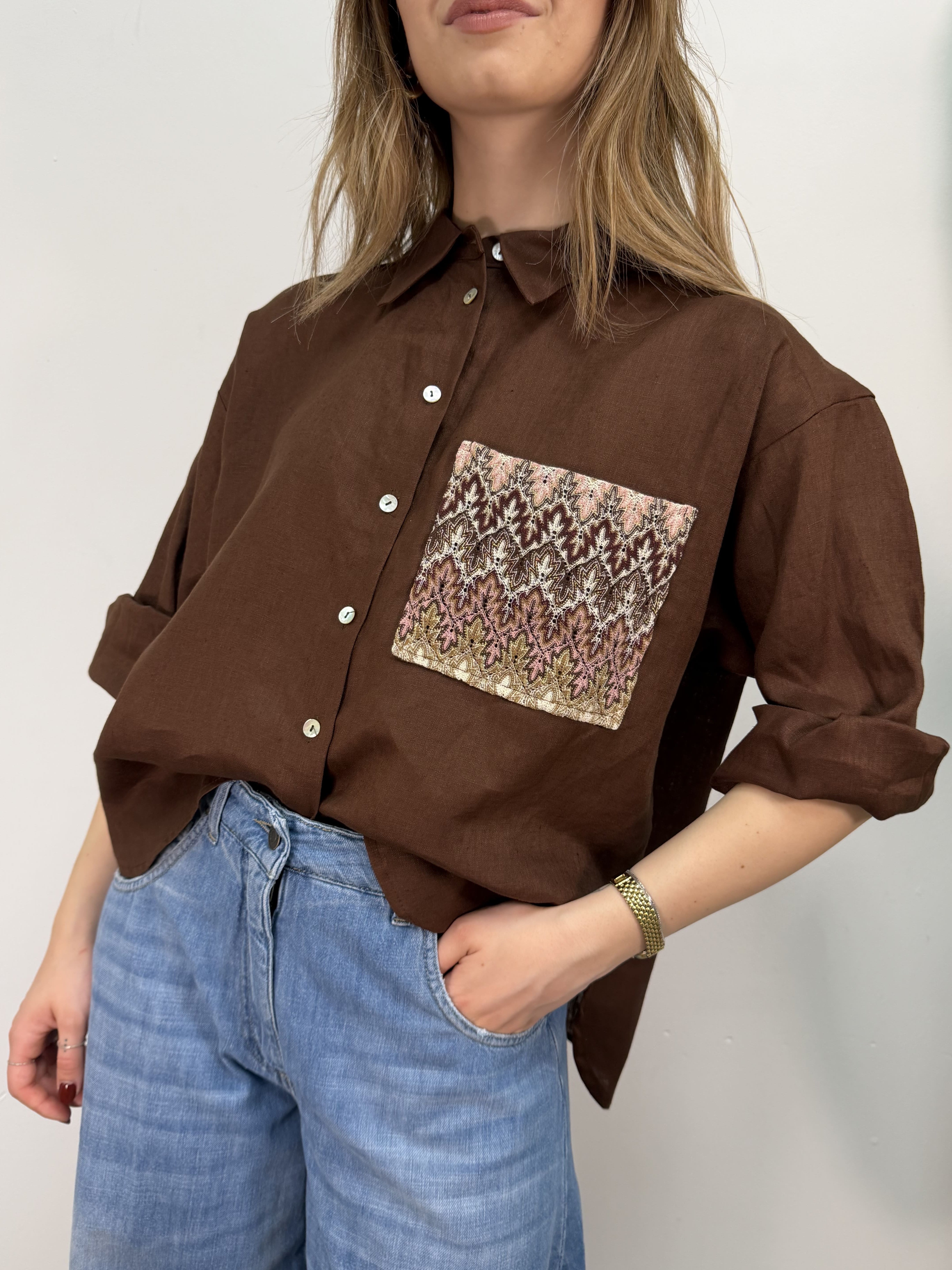 Camicia con taschino motivo zig zag Tensione In