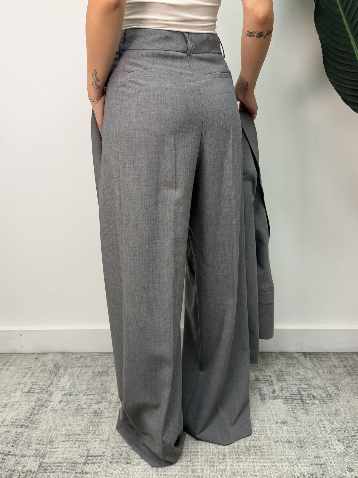 Pantalone palazzo con pinces Vicolo