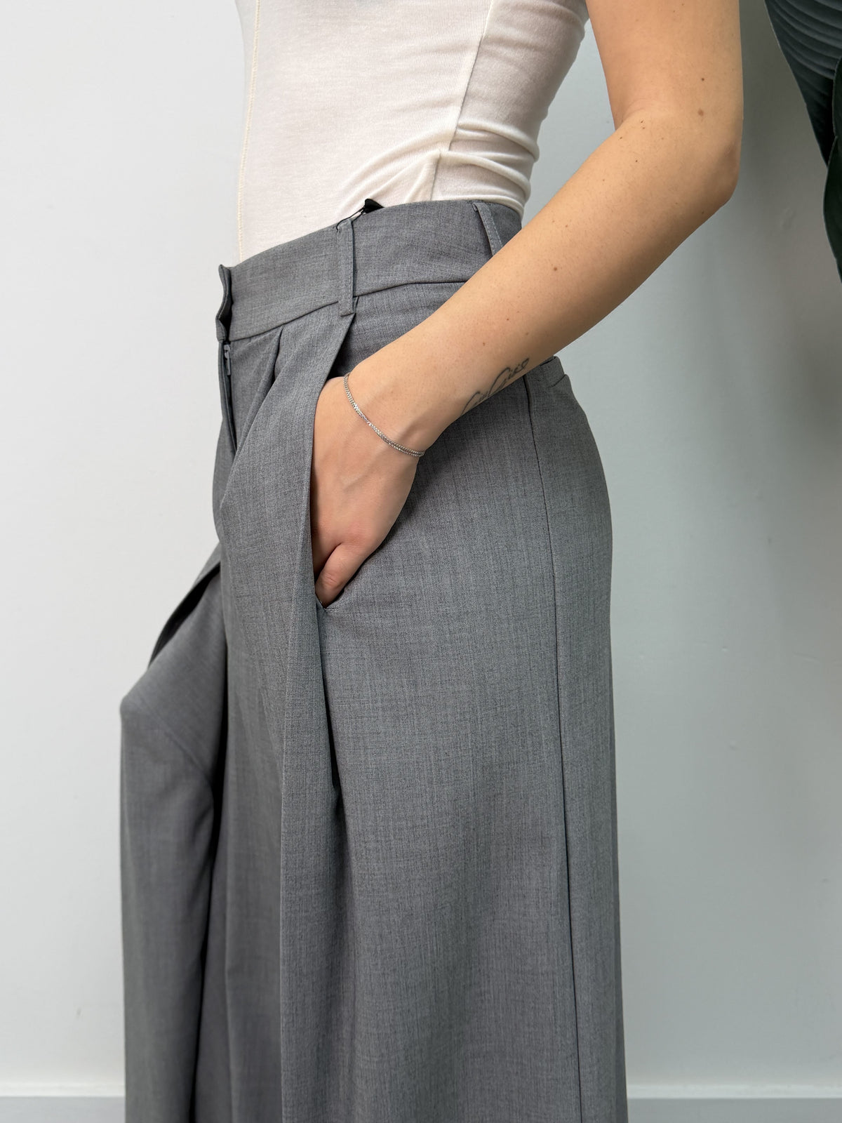 Pantalone palazzo con pinces Vicolo