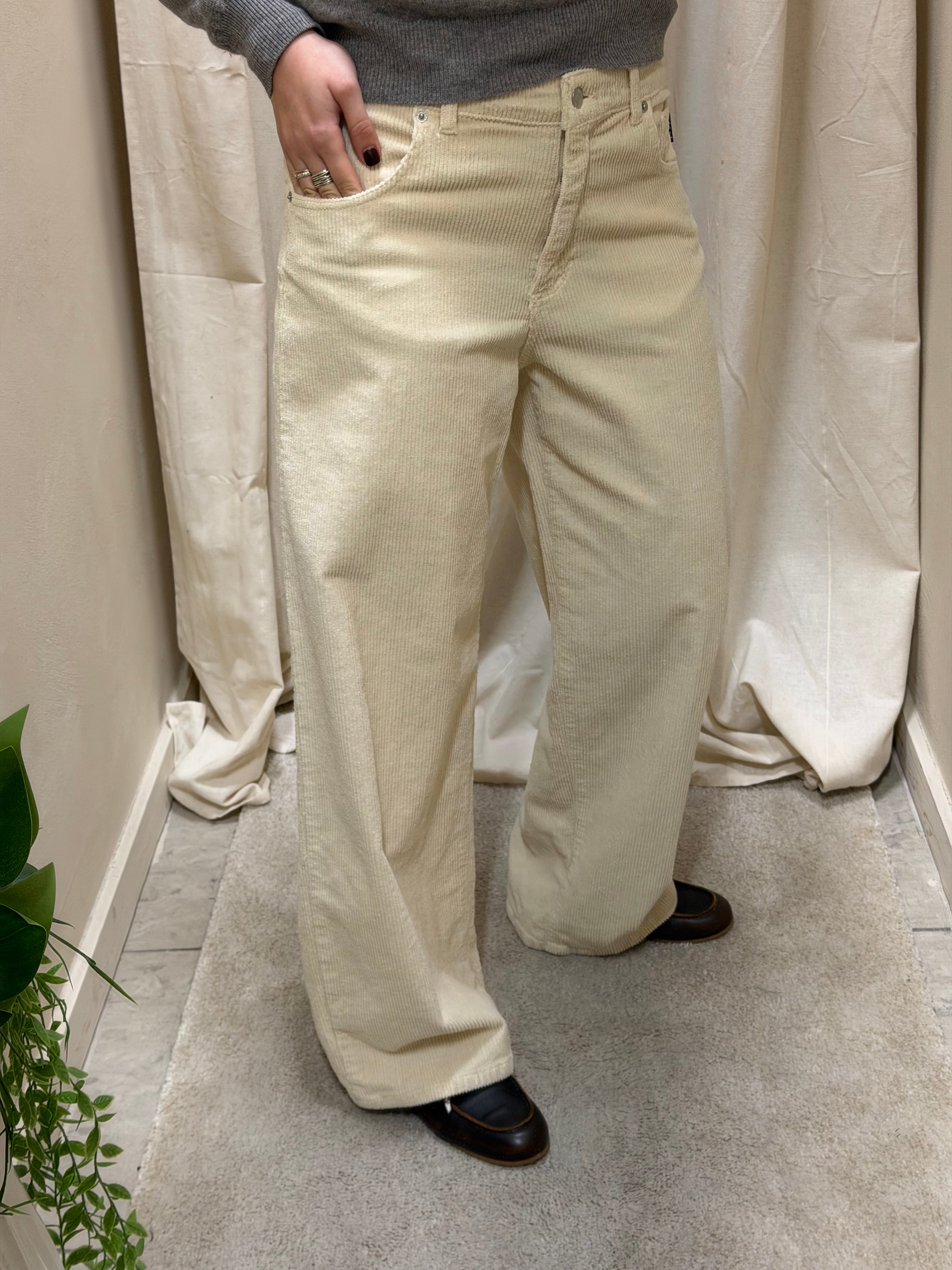 Pantalone mod. Bella in velluto rocciatore burro HaveOne
