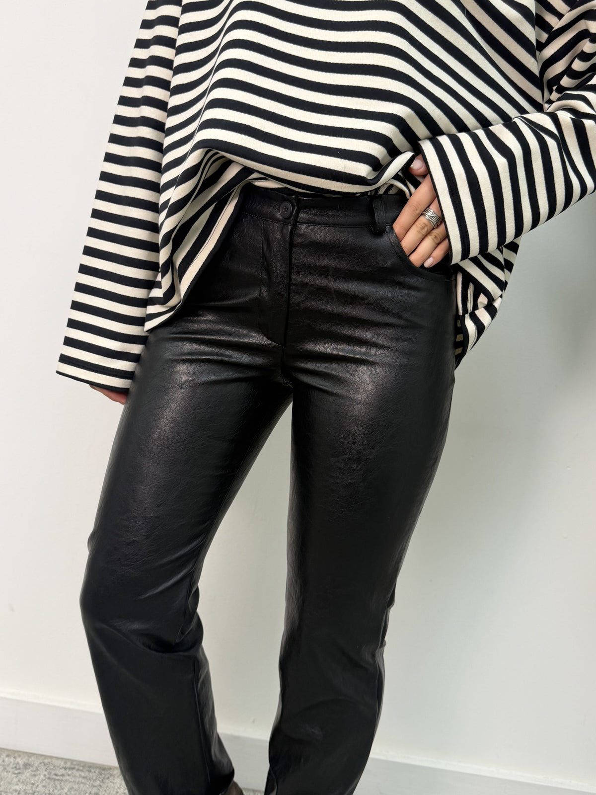 Pantalone sigaretta ecopelle HaveOne