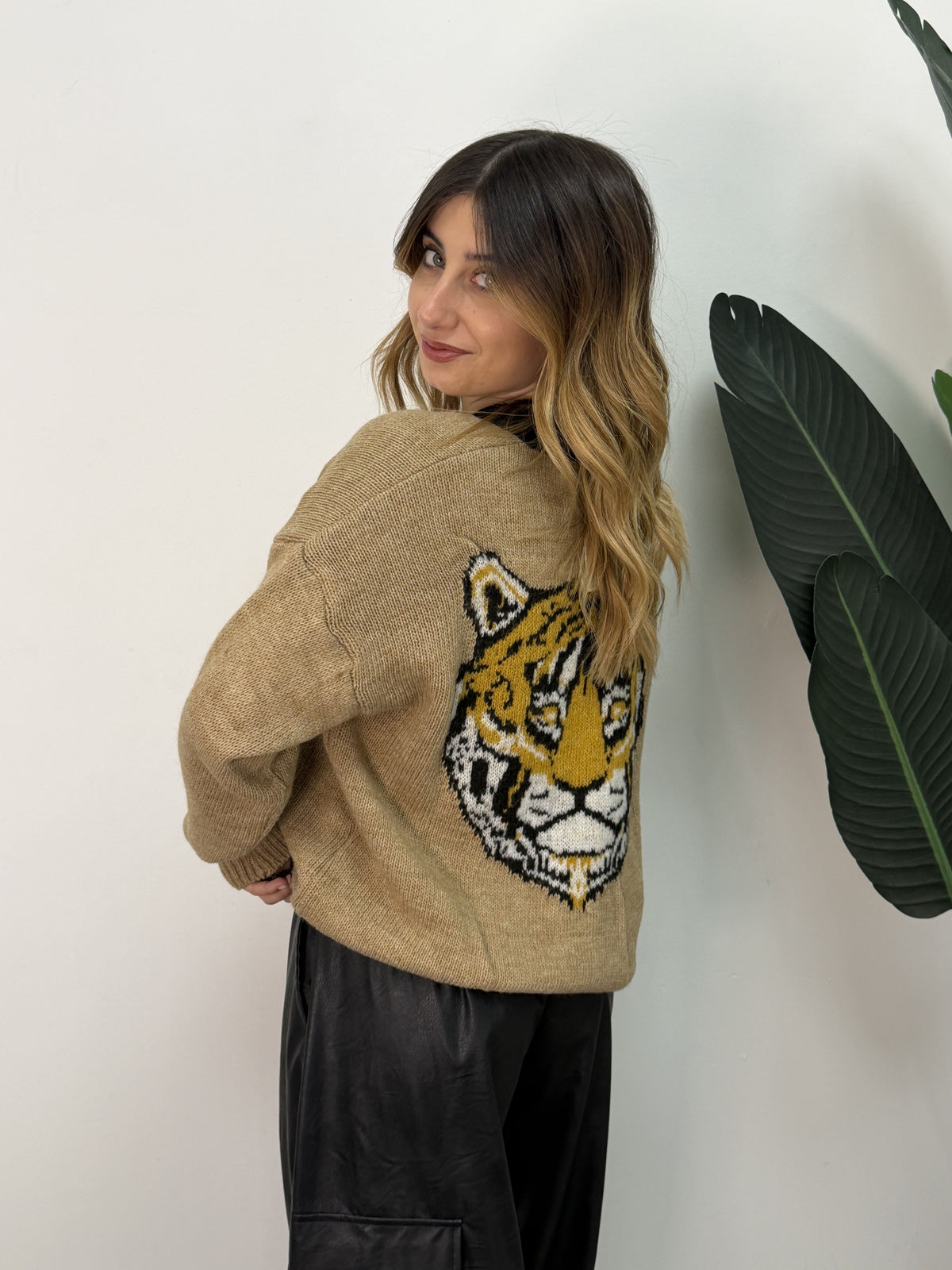 Cardigan ricamo tigre sul retro MyD