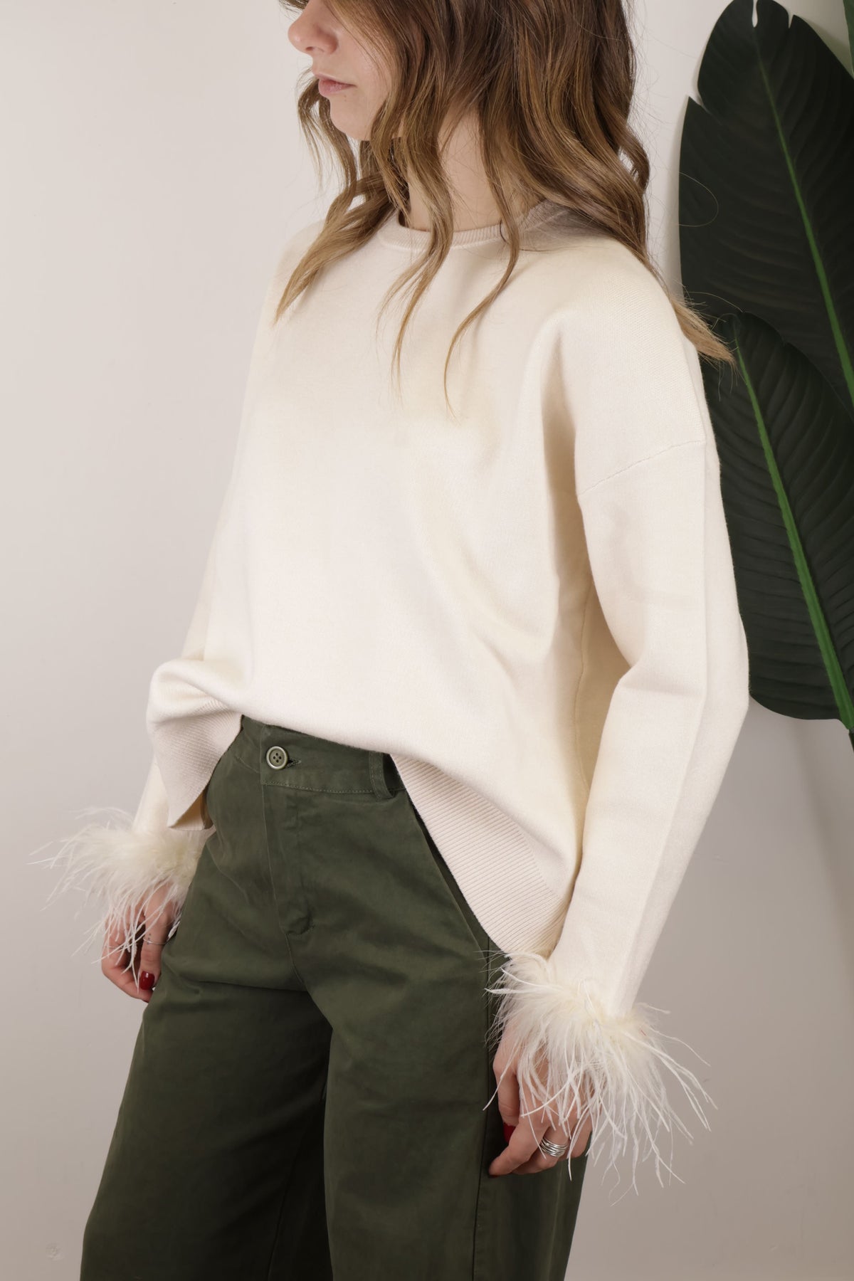 Maglione girocollo manica piumette MyD