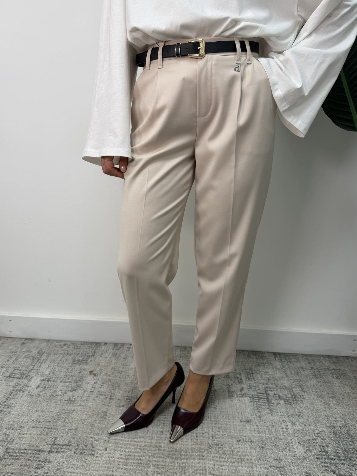 Pantalone sigaretta con pinces Dixie