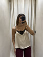 Top in satin con inserti in pizzo Tensione In