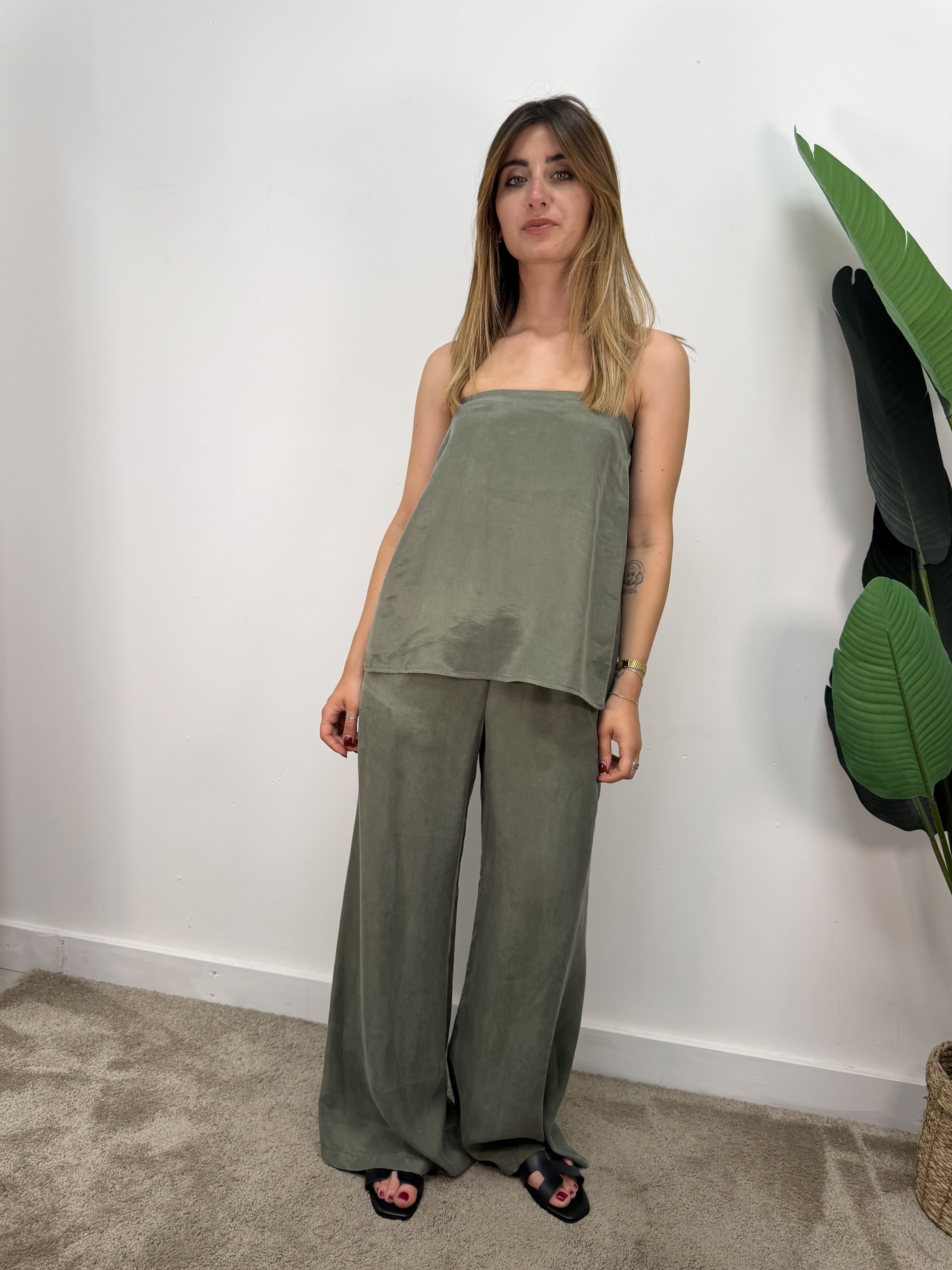 Coordinato top a fascia e pantalone Tensione In