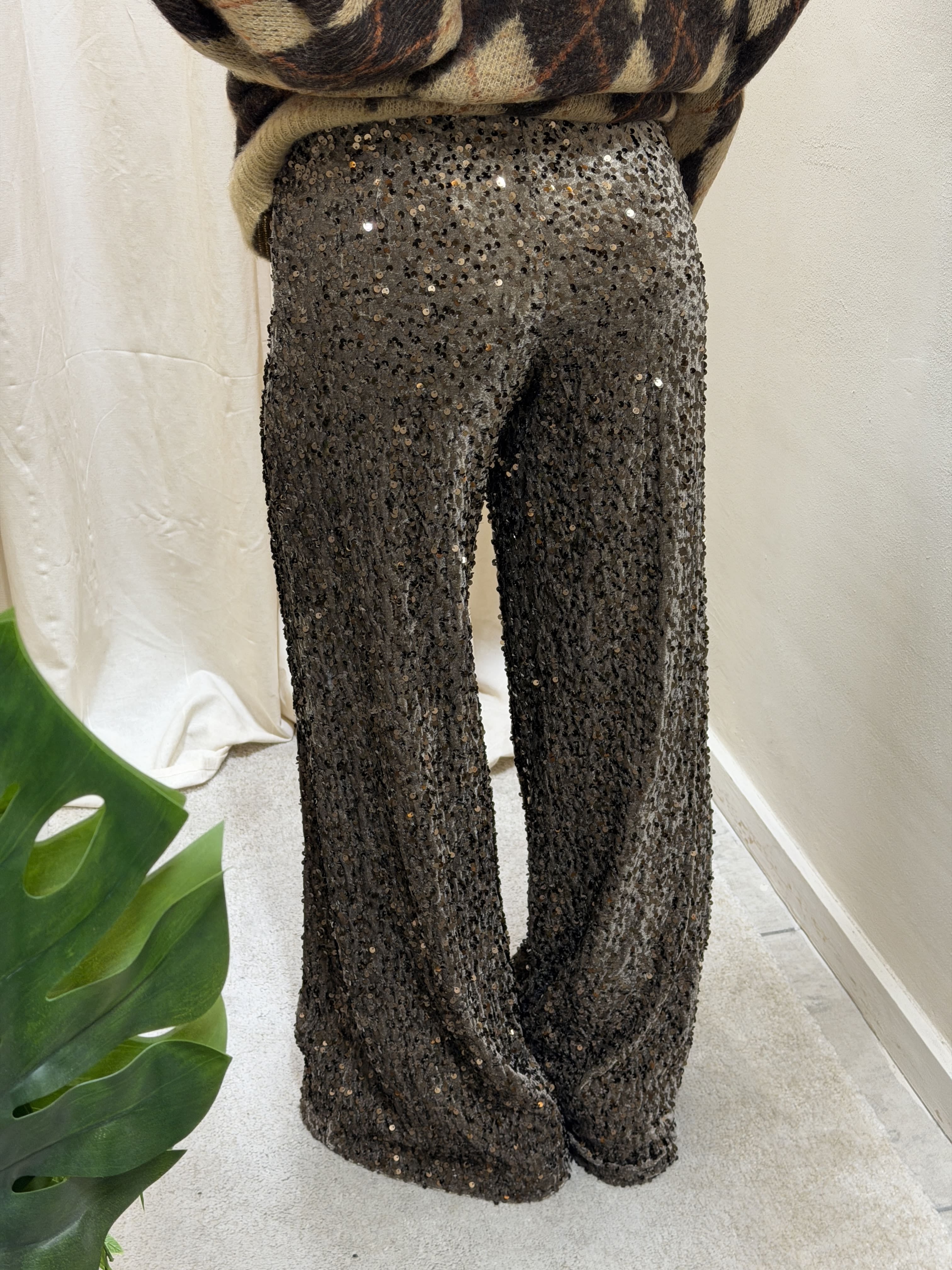 Pantalone gamba dritta in ciniglia velluto con paillettes MyD