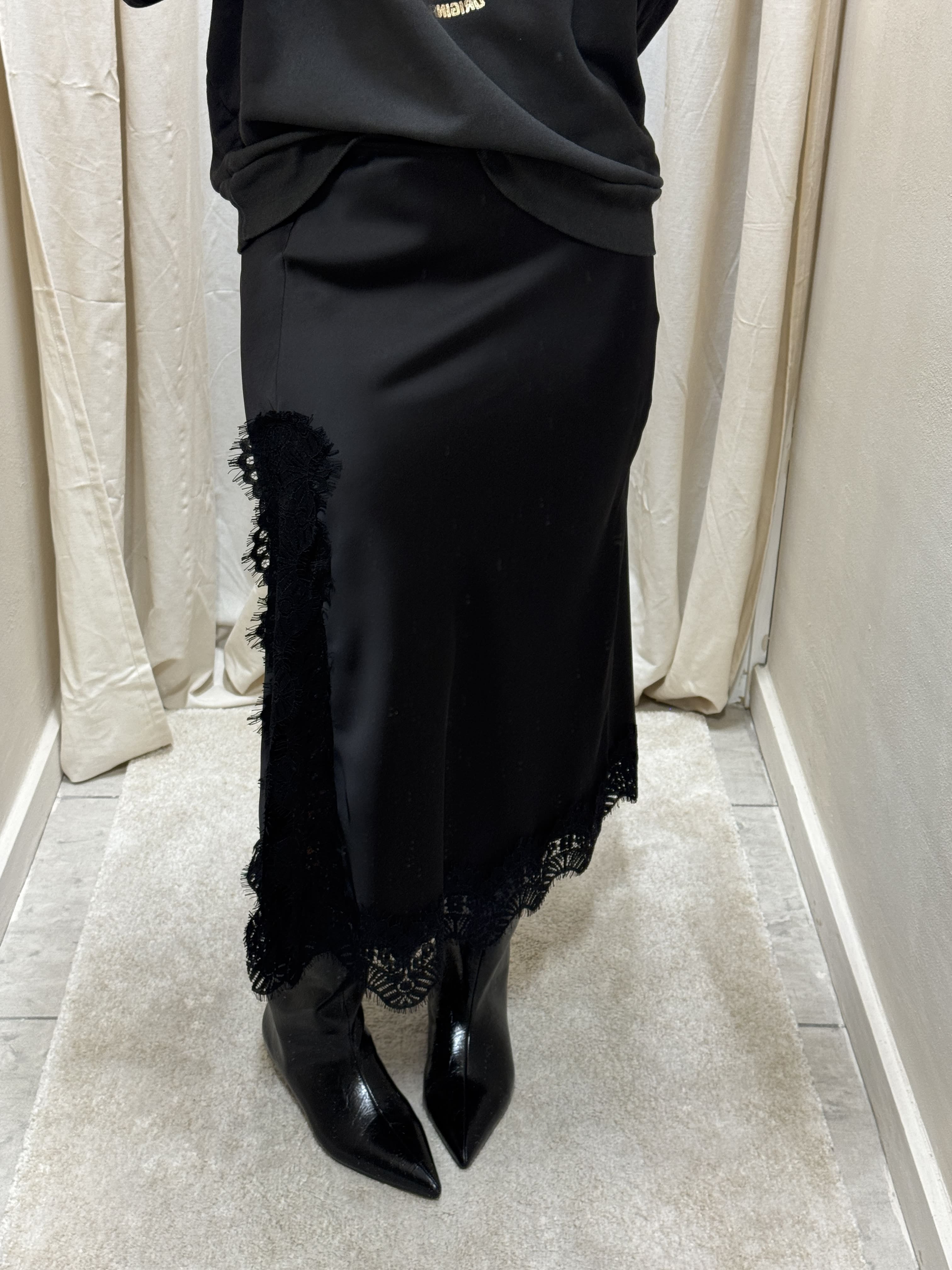 Gonna midi satin e pizzo Tensione In