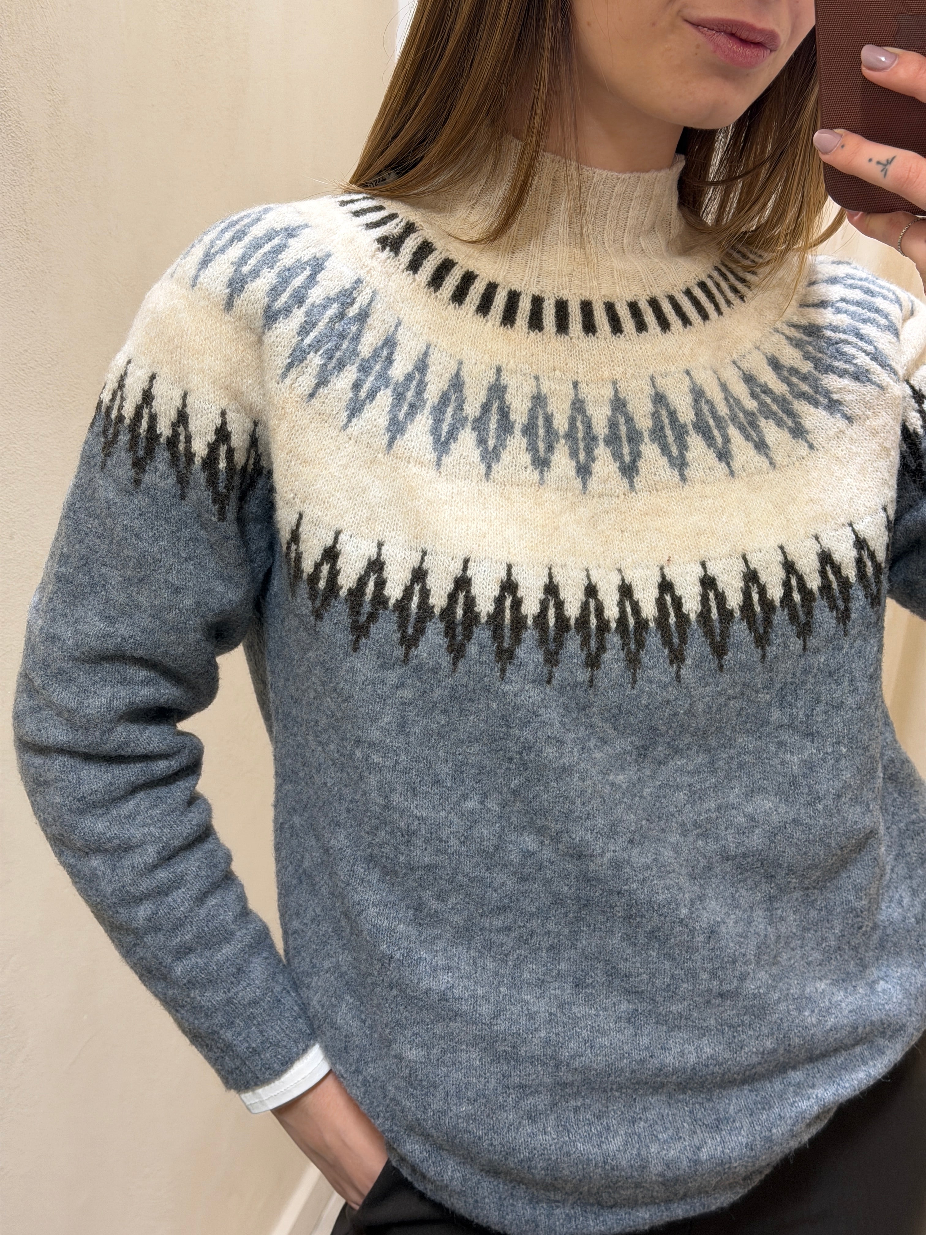 Maglione collo mock con ricami Susy Mix