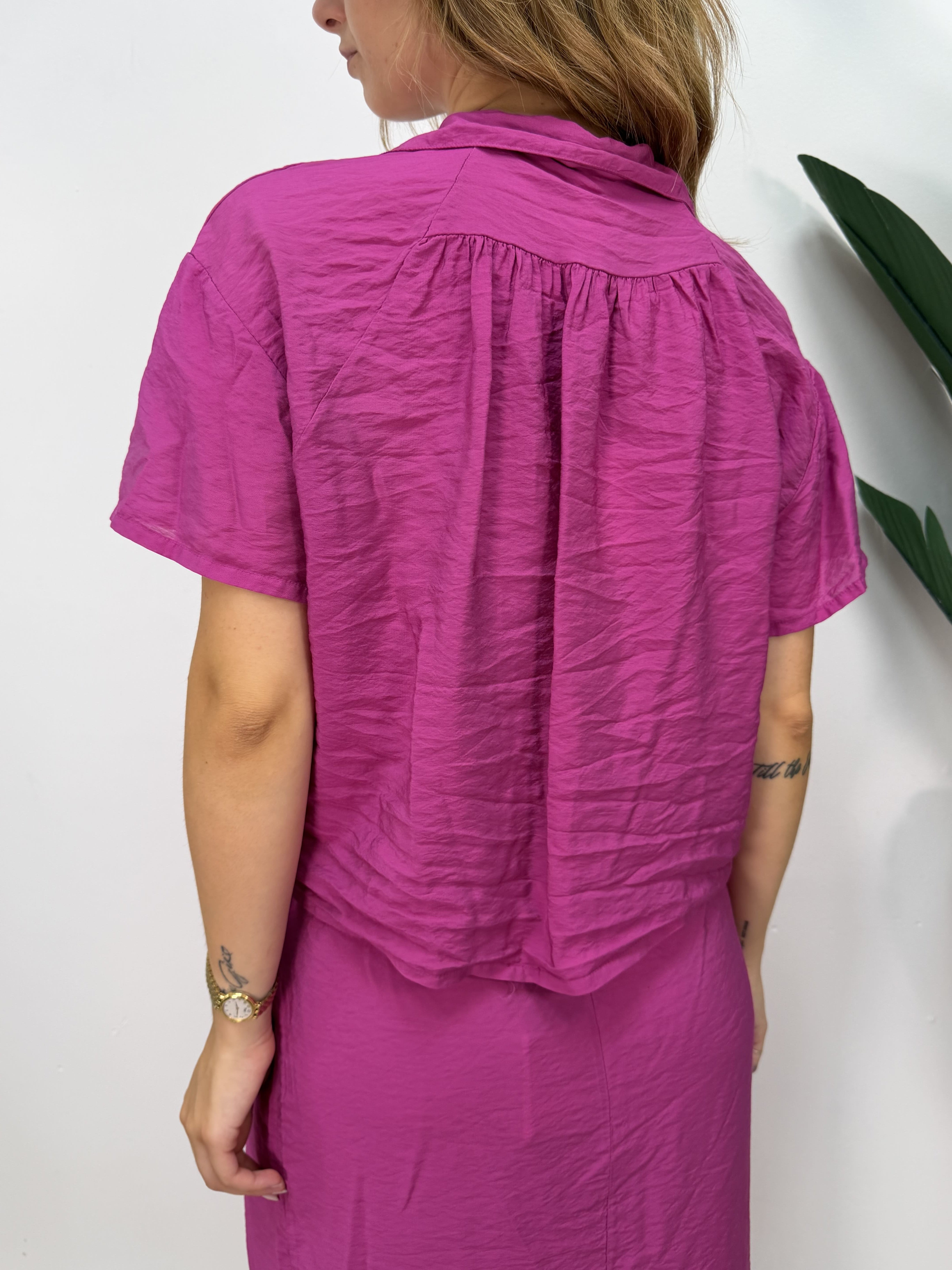 Camicia mezza manica scollo V Tensione In