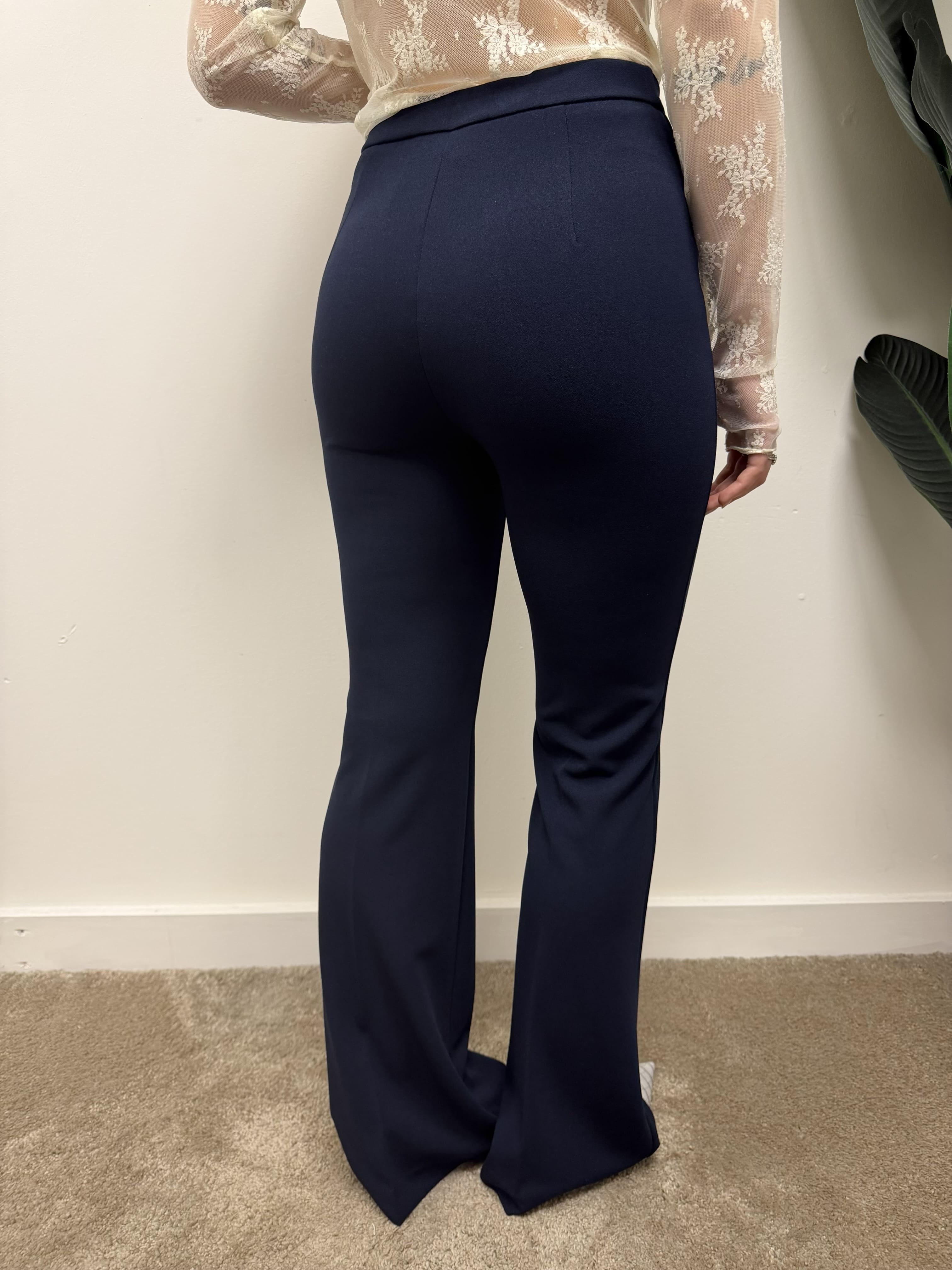 Pantalone a zampa in crêpe VICOLO