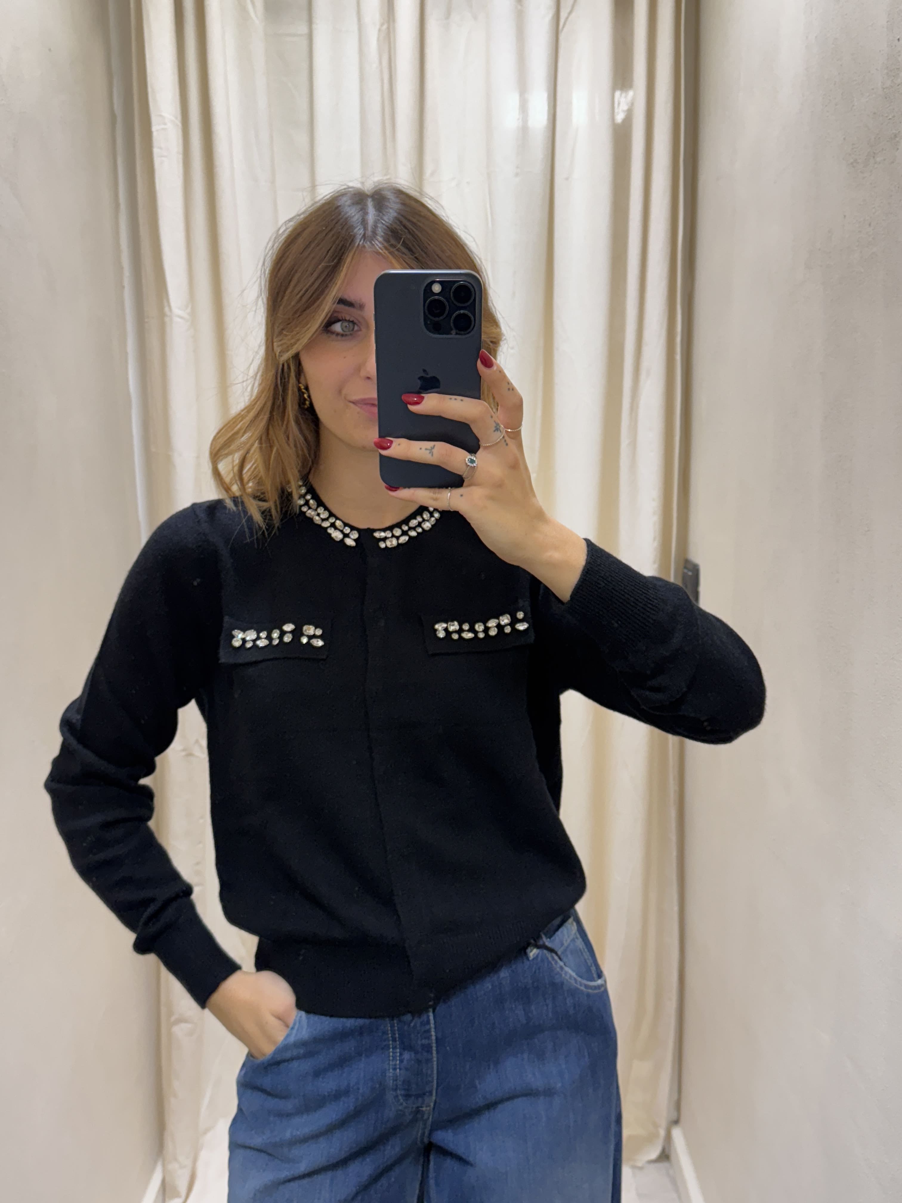 Maglione girocollo con cabochon MyD