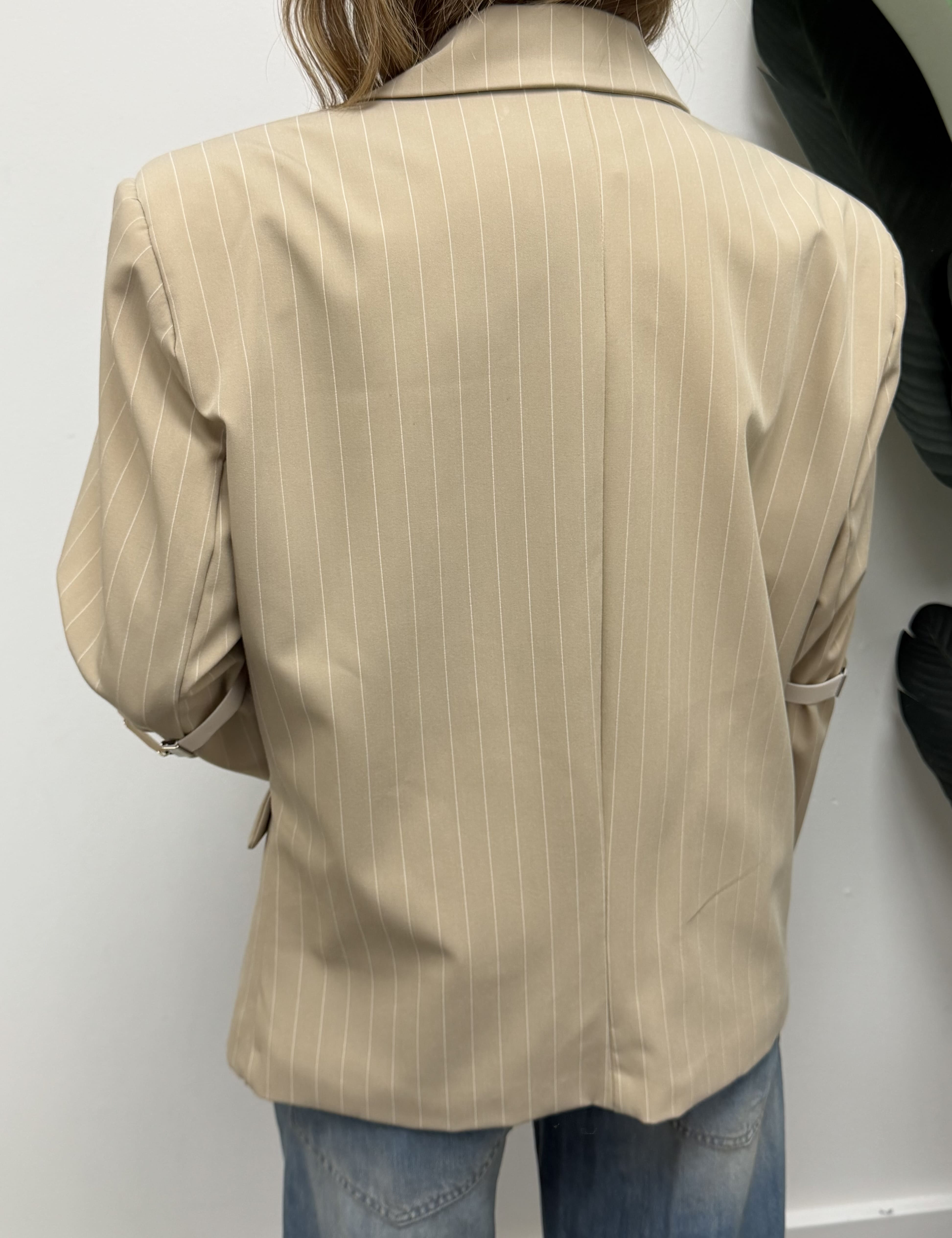 Giacca over gessata con accessorio HaveOne