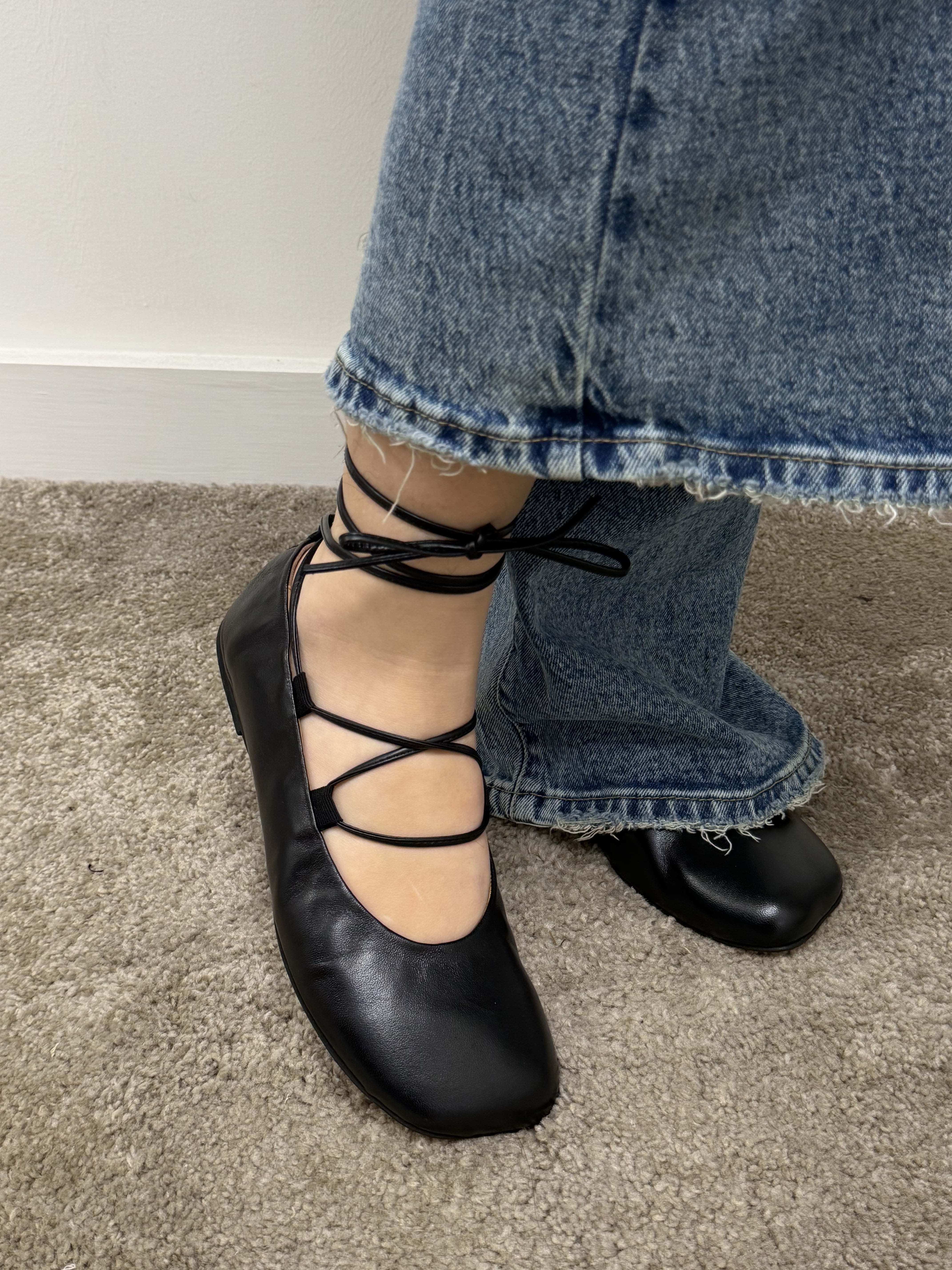 Ballerina lace up in pelle Divine Follie