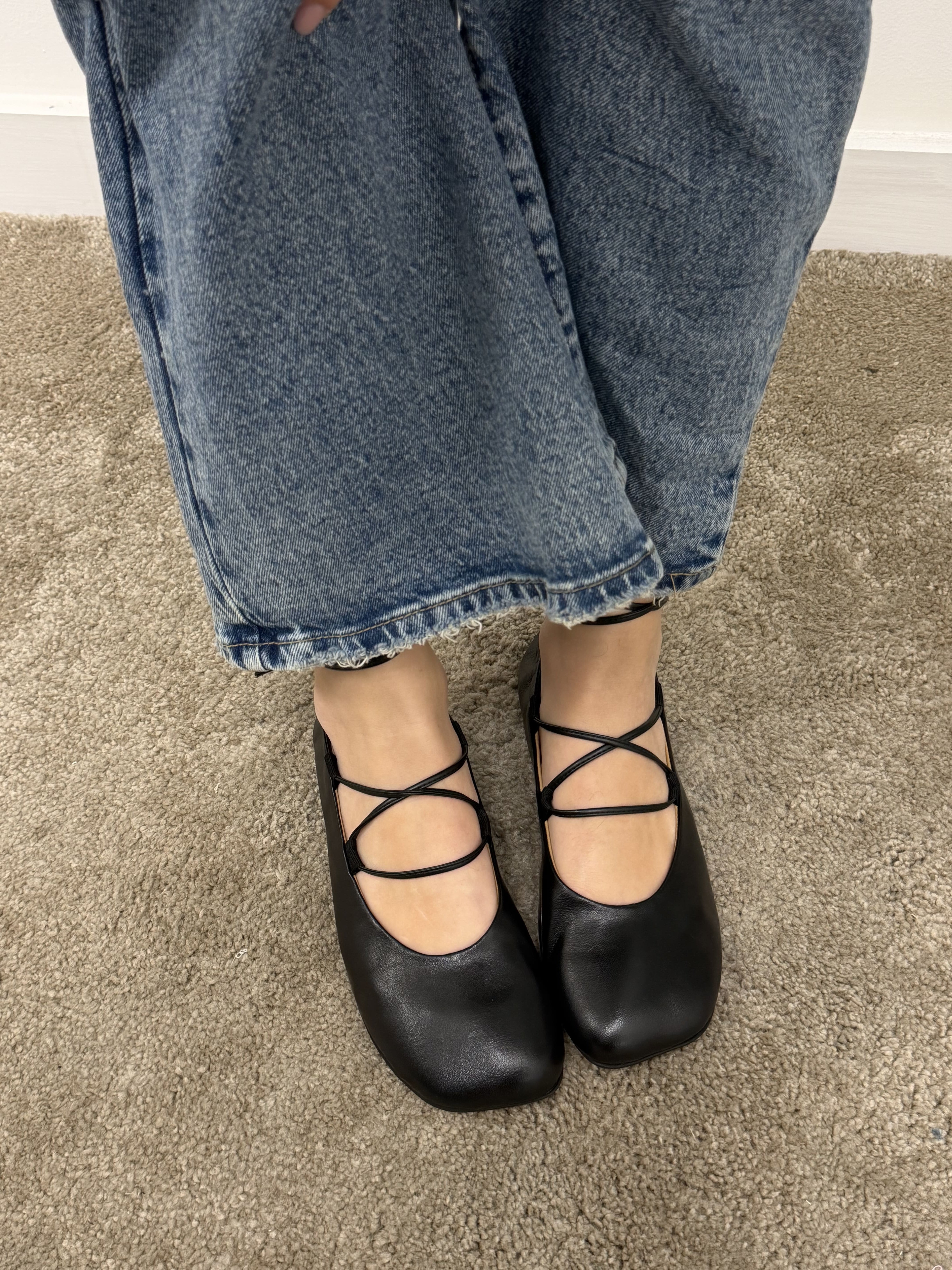 Ballerina lace up in pelle Divine Follie