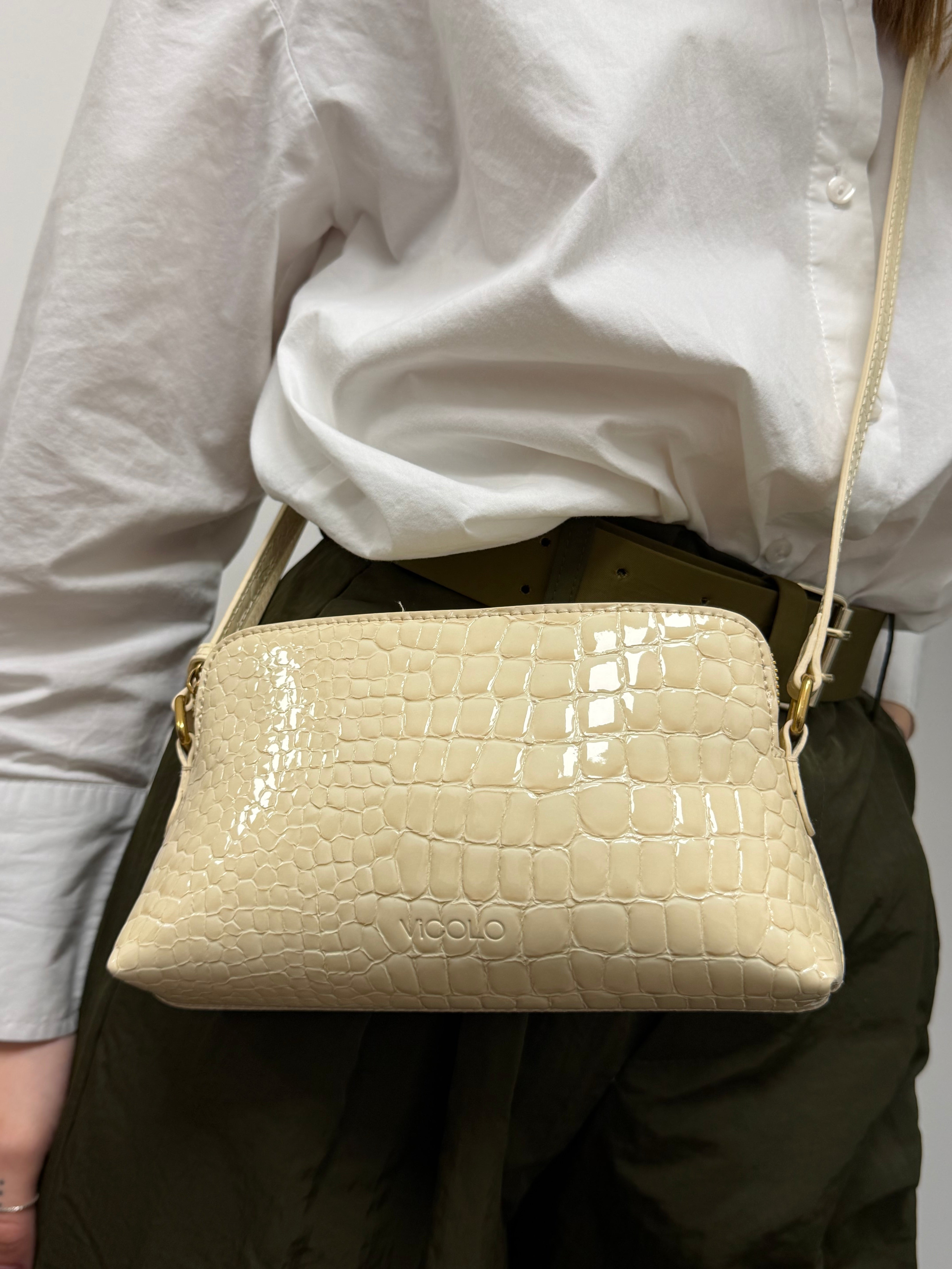 Borsa Essential in vinile effetto cocco VICOLO