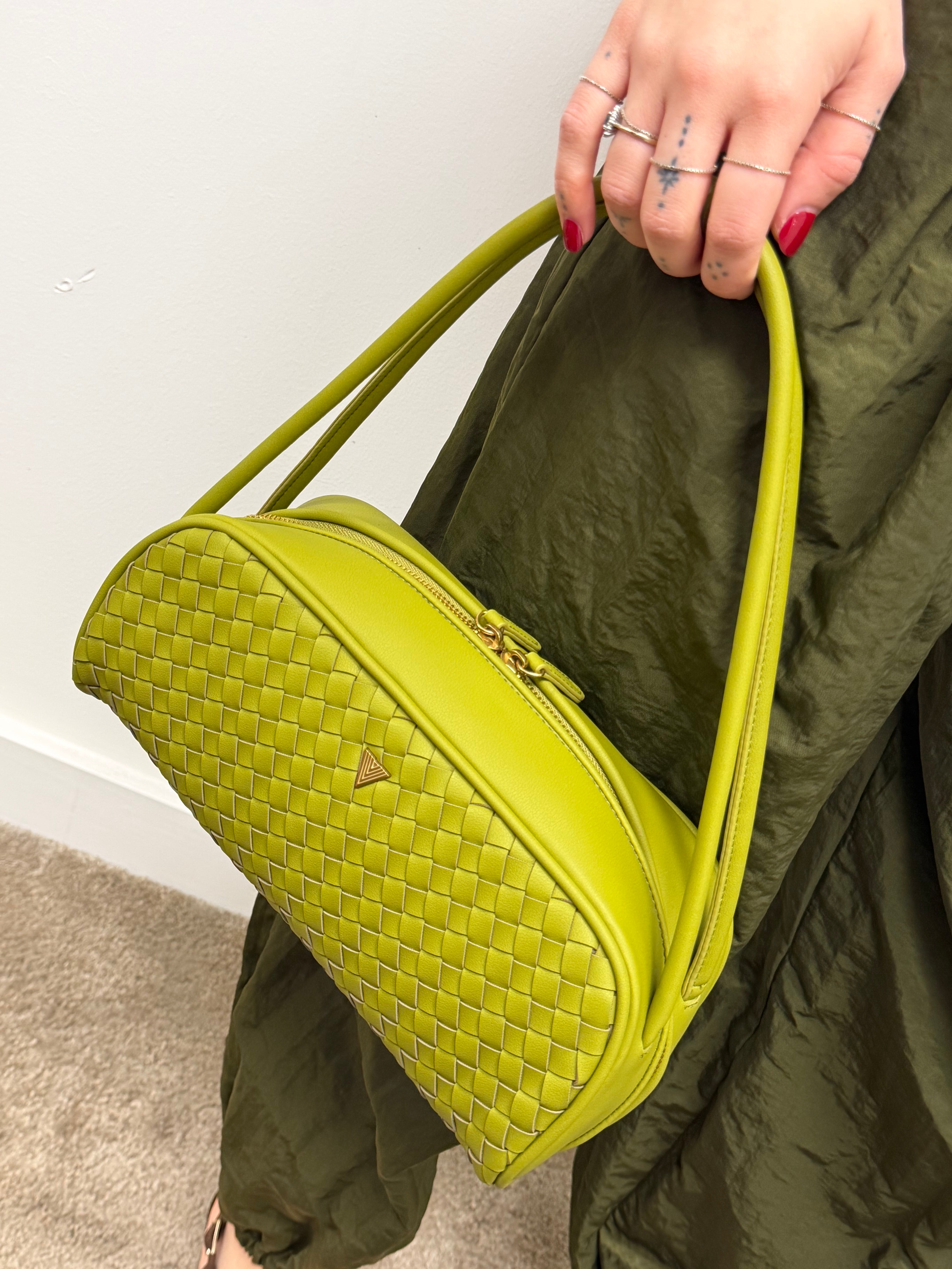 Borsa Hicari intrecciata in ecopelle VICOLO