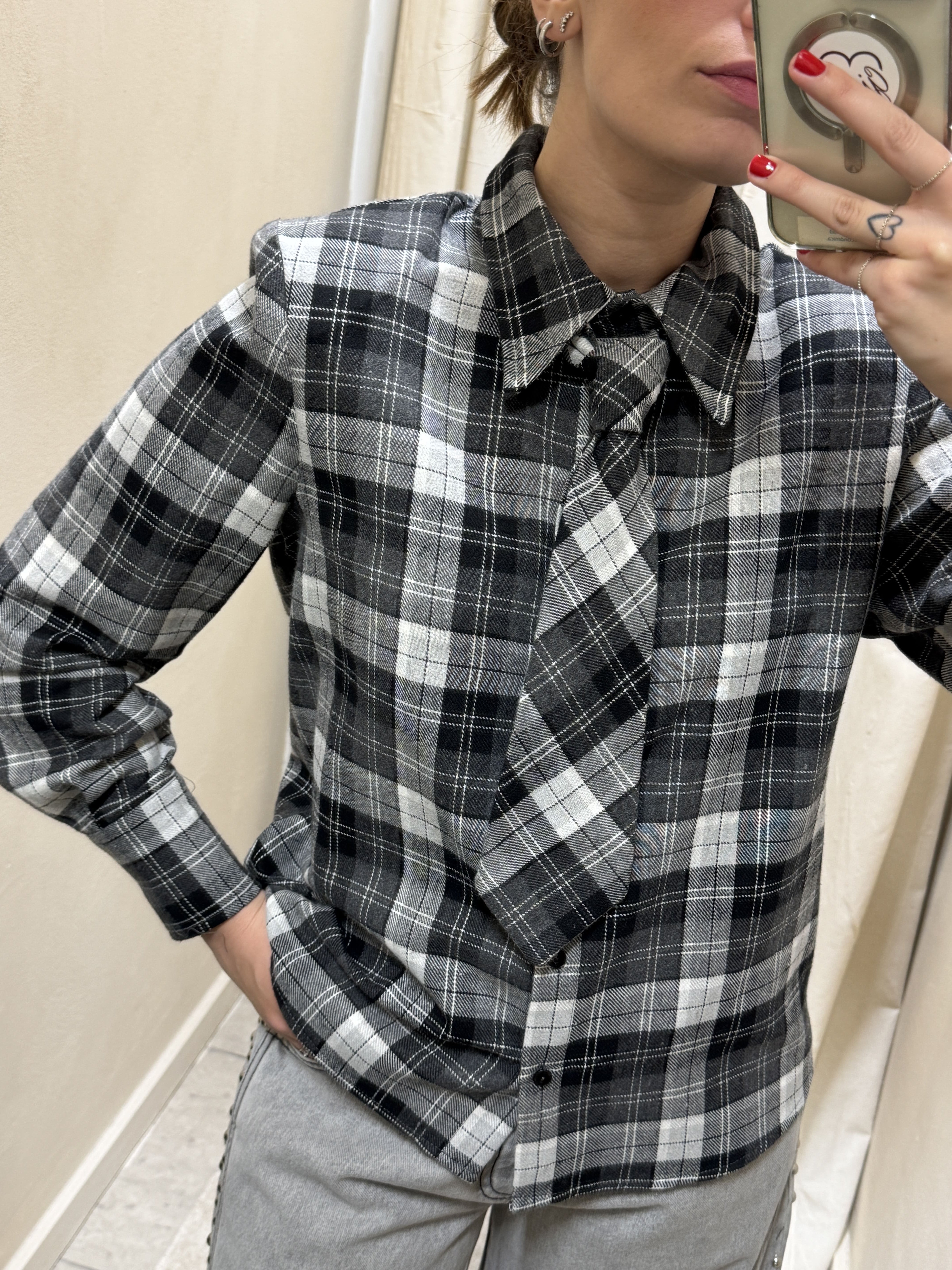 Camicia check in flanella con cravatta Tensione In