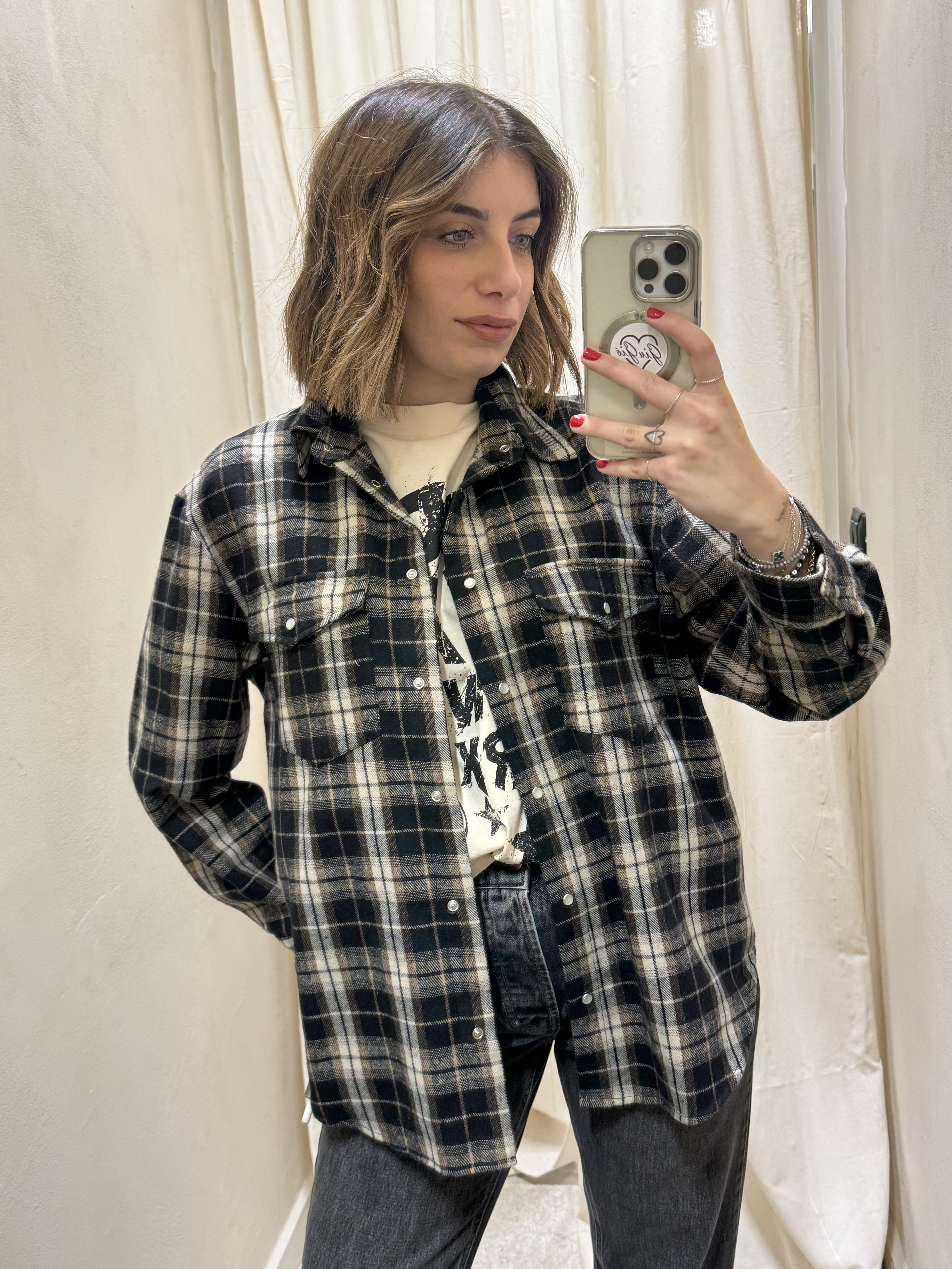 Camicia in flanella stampa check + t-shirt con stampa Tensione In