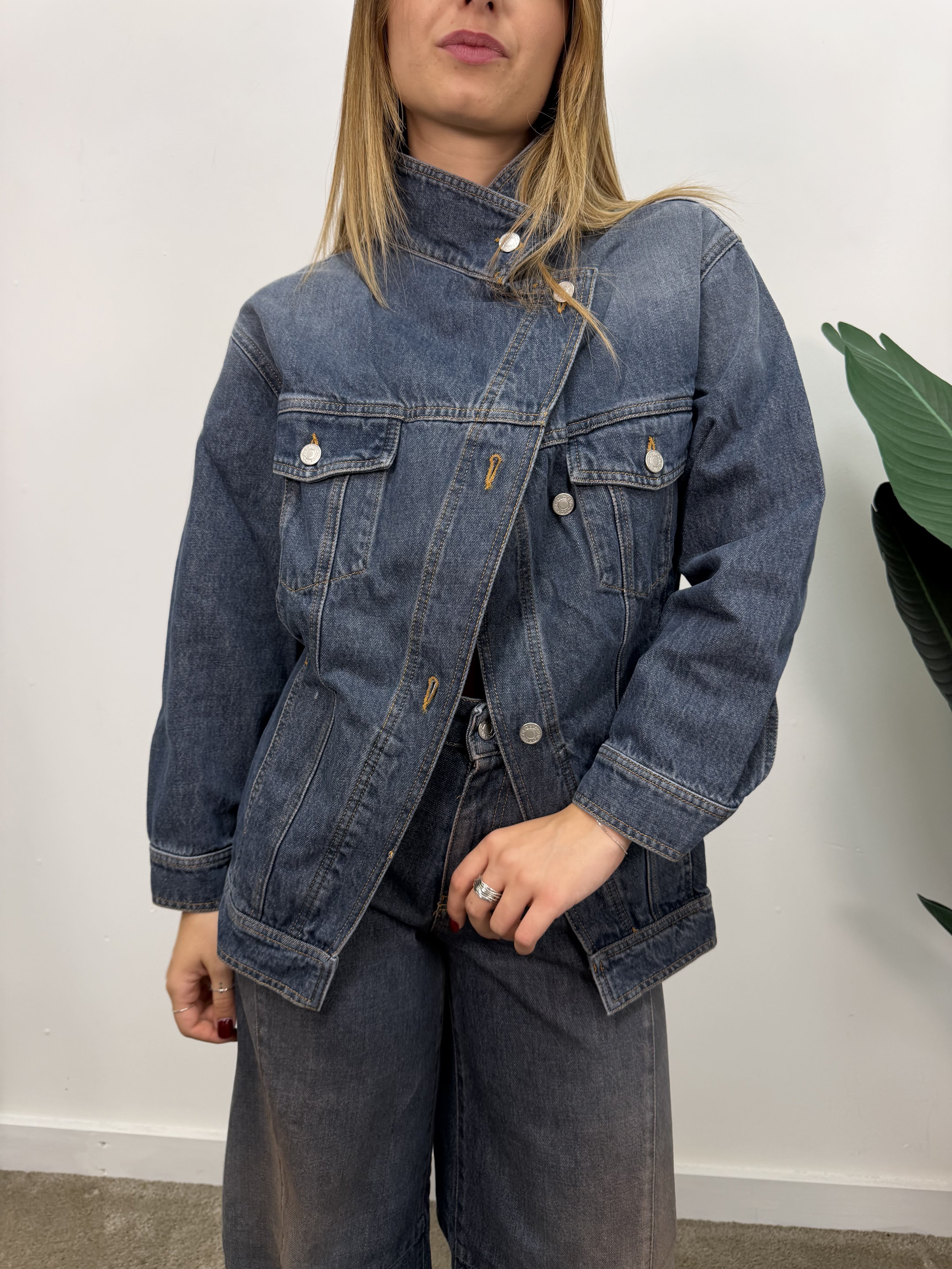 Giubbino jeans Willa bottone alto VICOLO