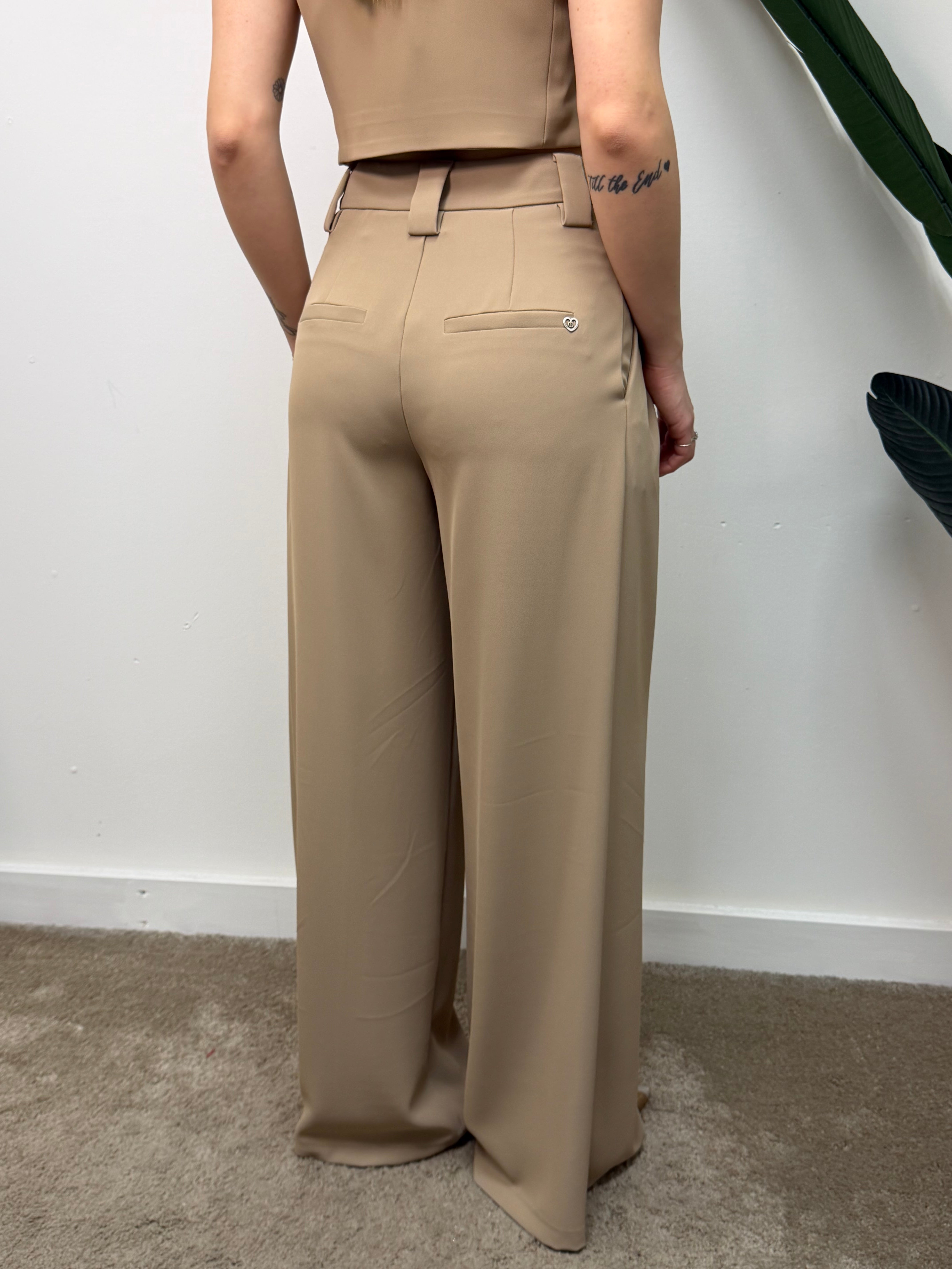 Pantalone in cady ampio doppia pinces Please