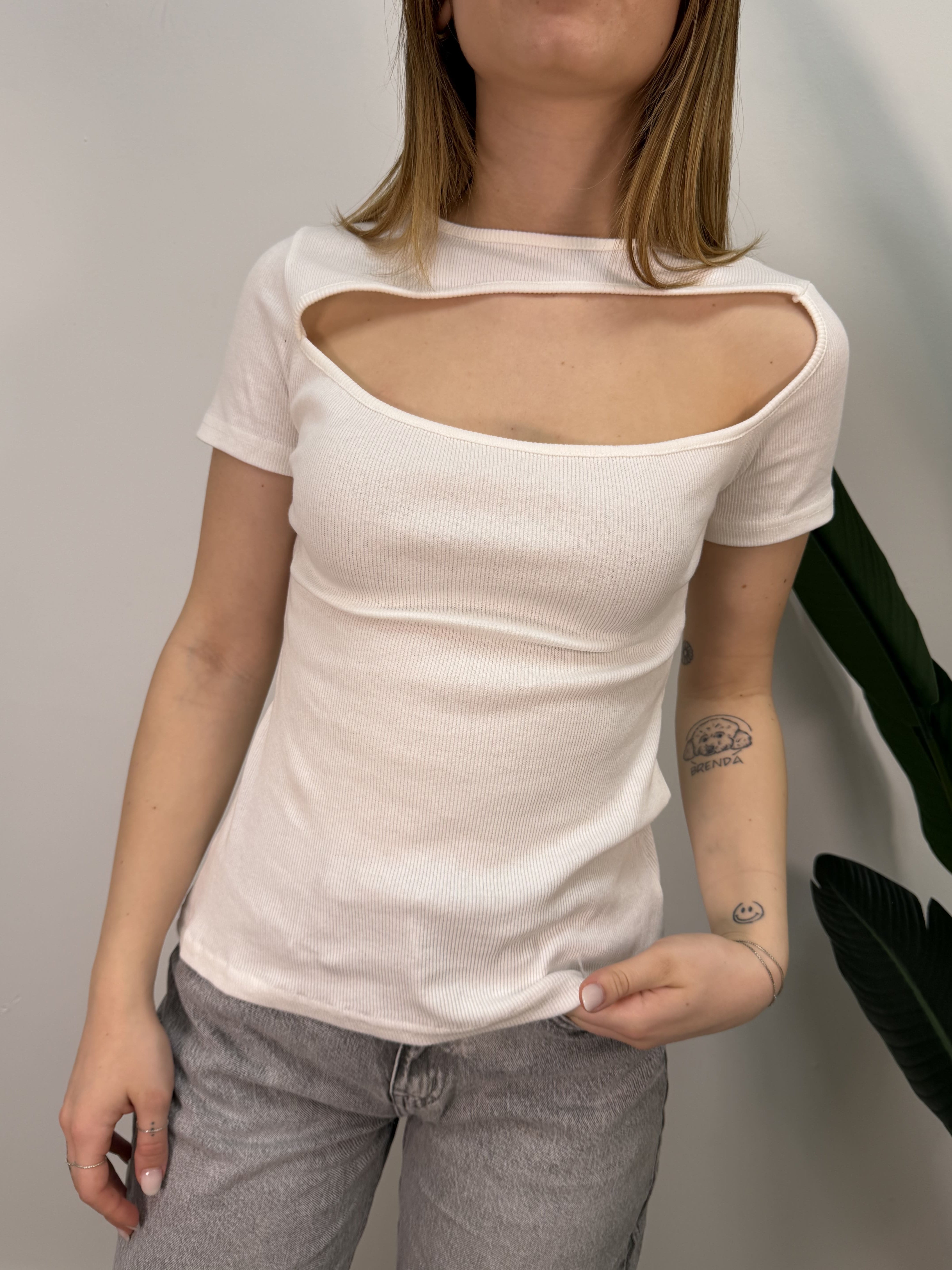 Maglia costina slim con cut-out MyD