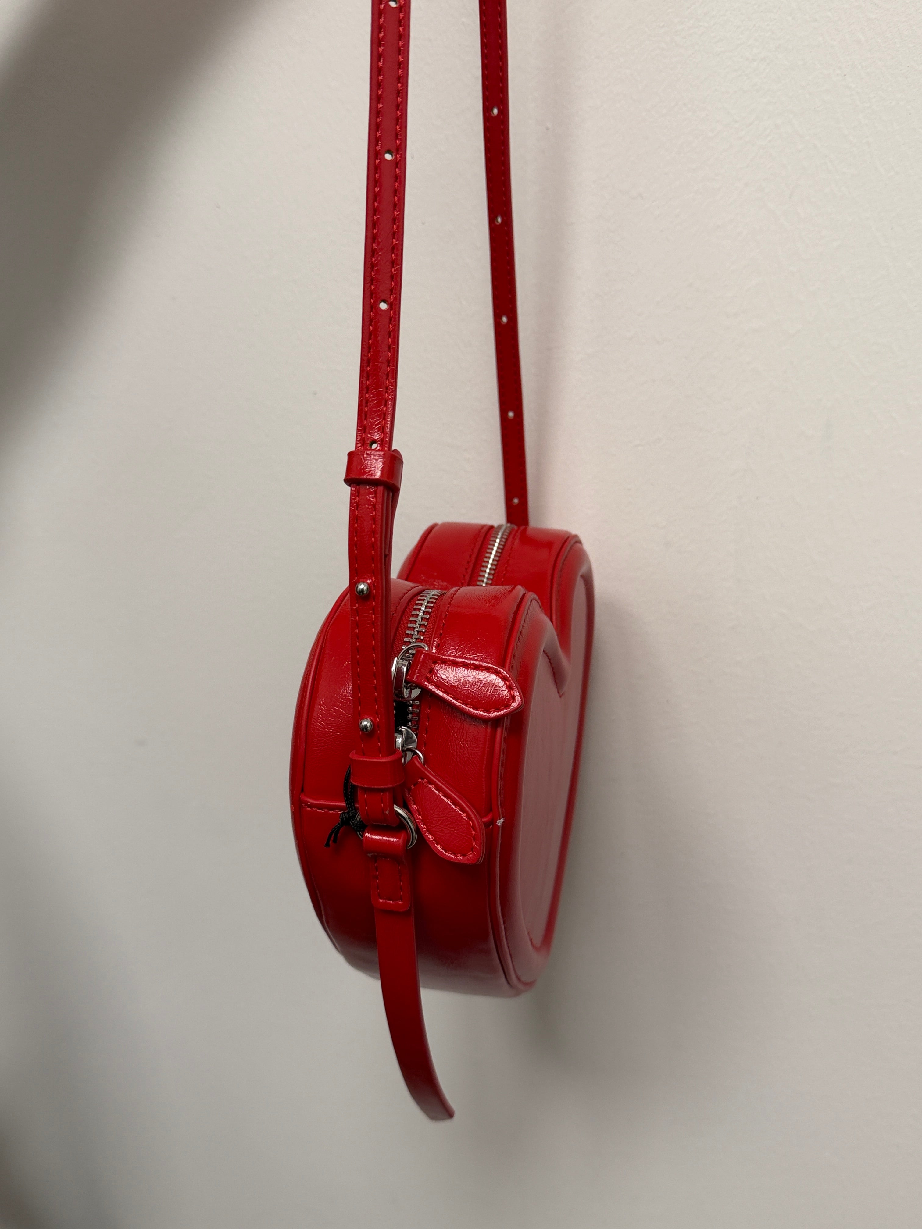 Borsa cuore rigida con tracolla Nalì