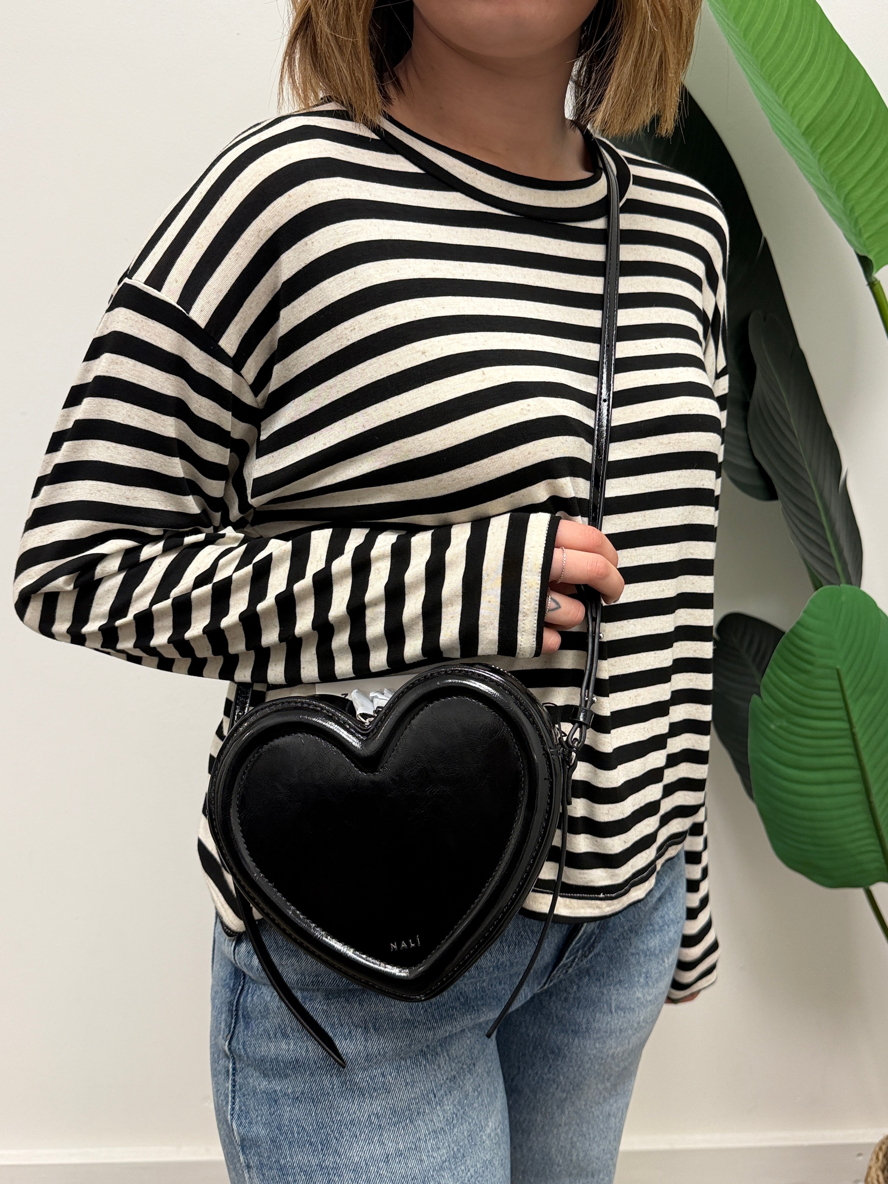 Borsa cuore rigida con tracolla Nalì