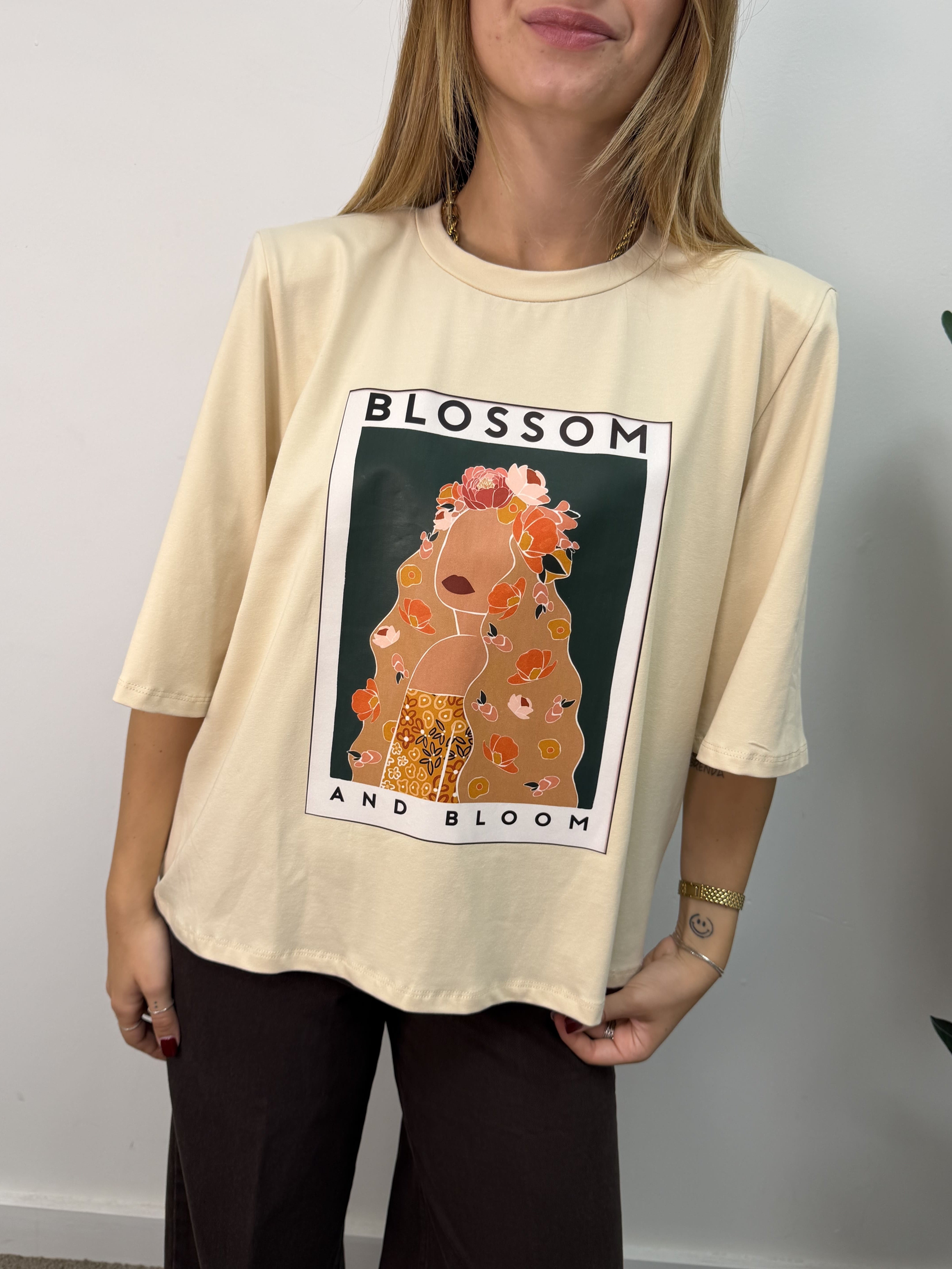 T-shirt stampa "blossom" Susy Mix
