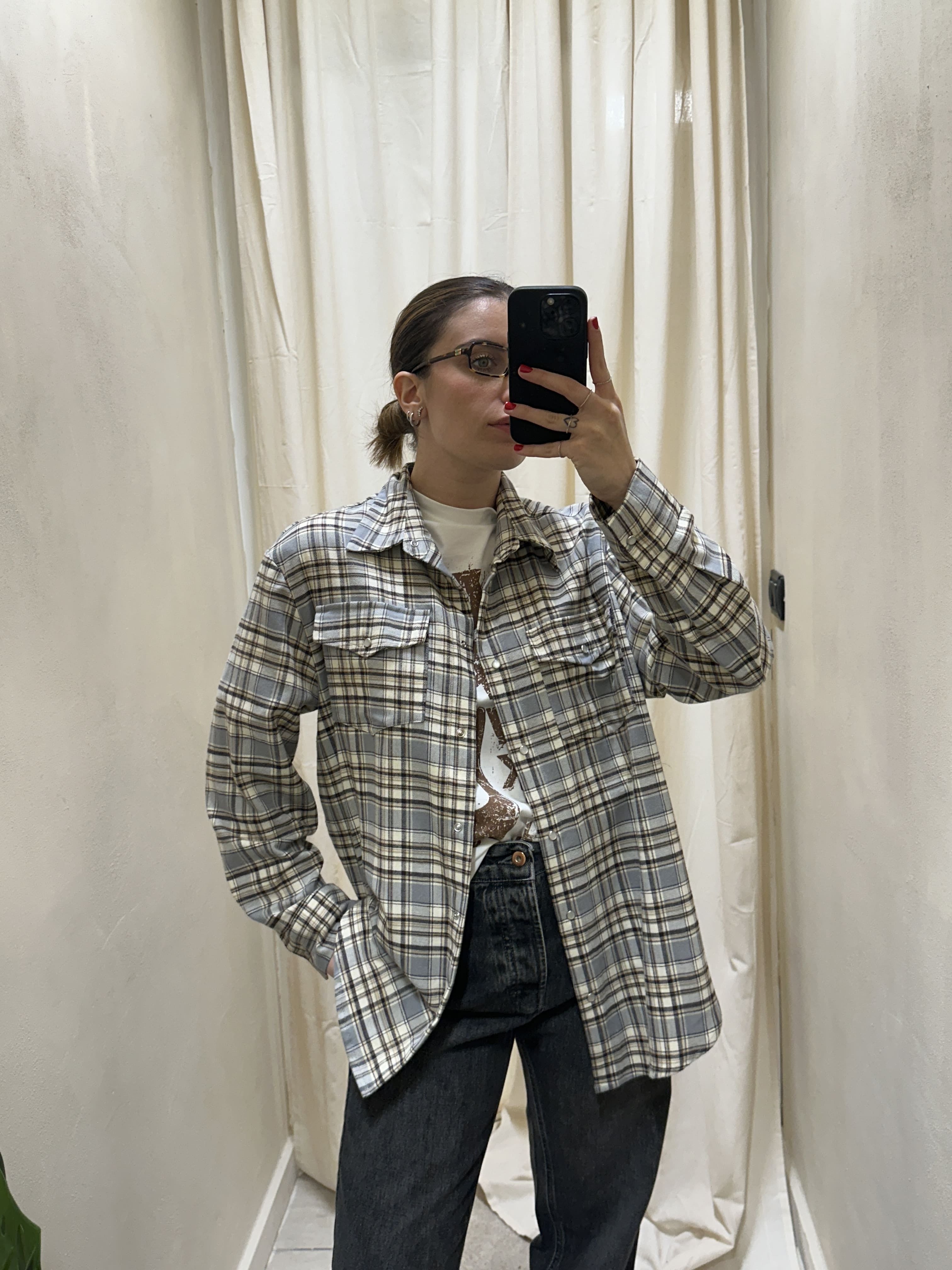 Camicia in flanella stampa check + t-shirt con stampa Tensione In