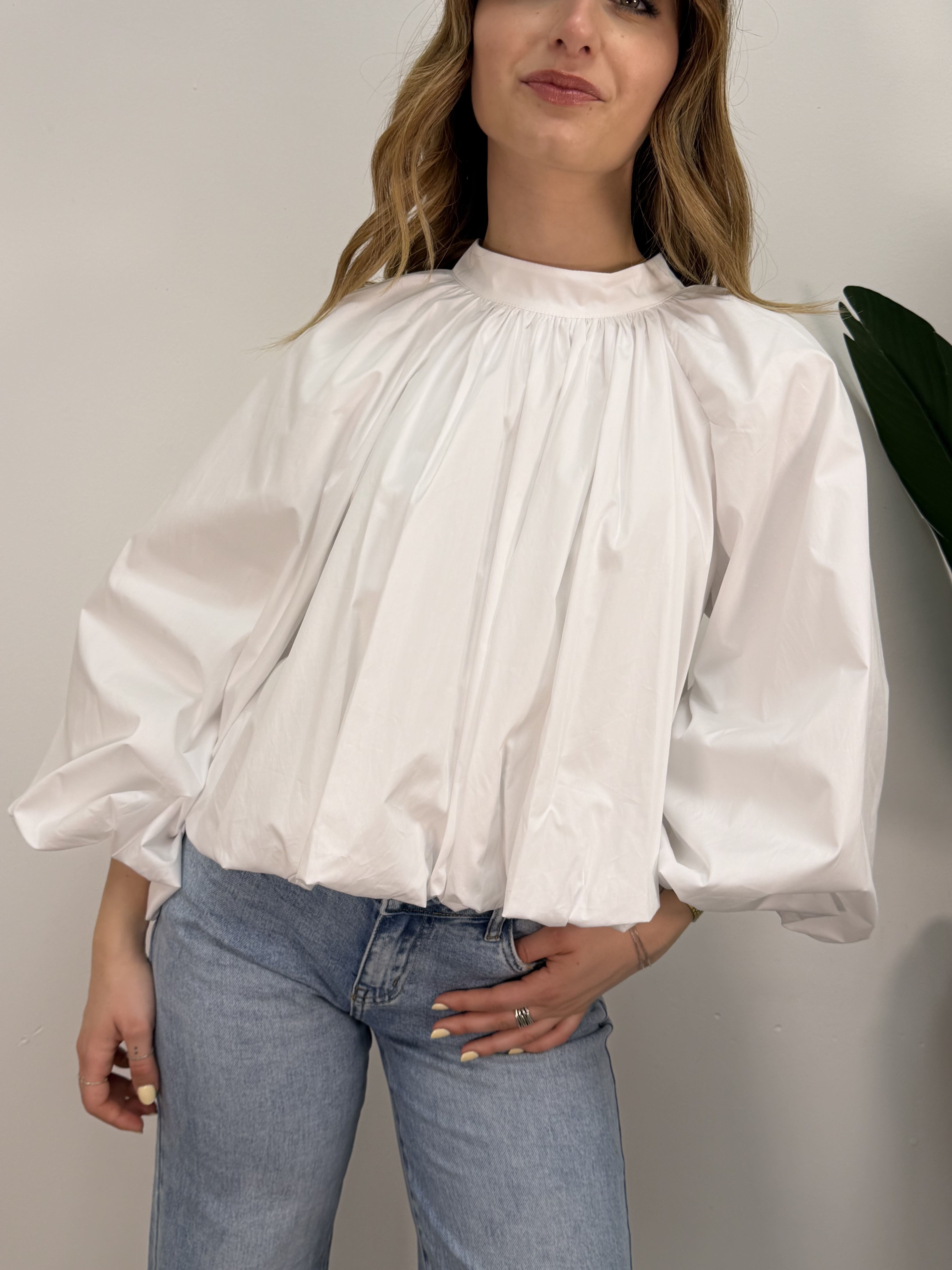 Blusa in popeline con fiocchi Tensione In