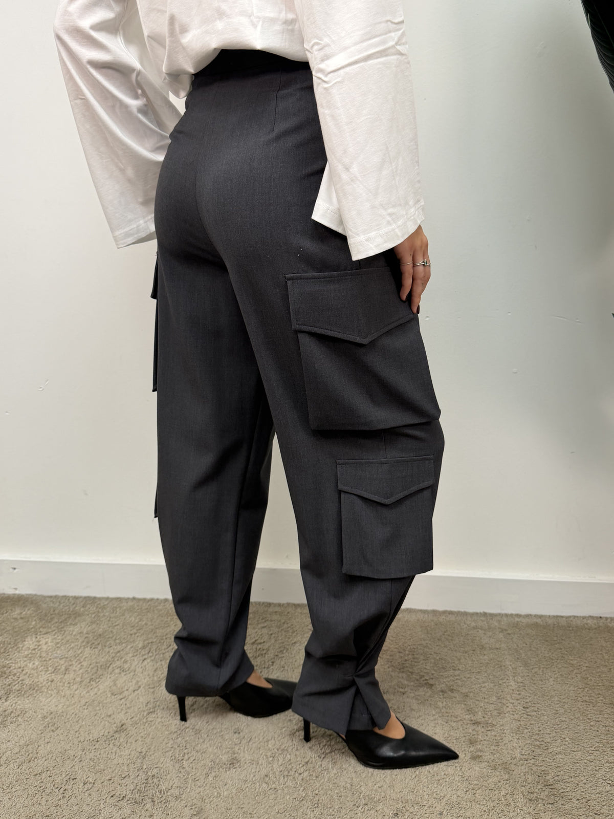 Pantalone cargo con bottone caviglia Dixie