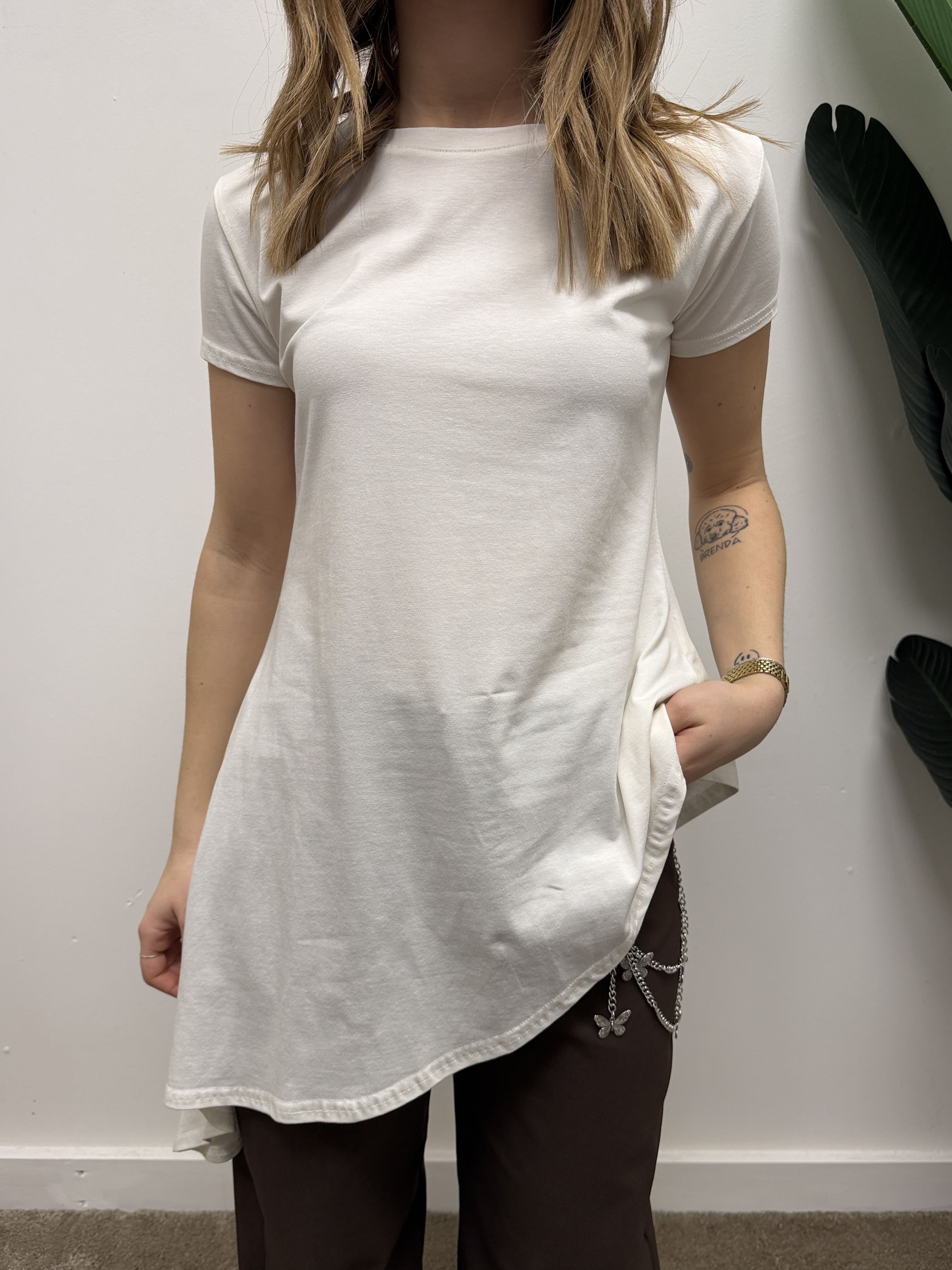 T-shirt in cotone asimmetrica MyD