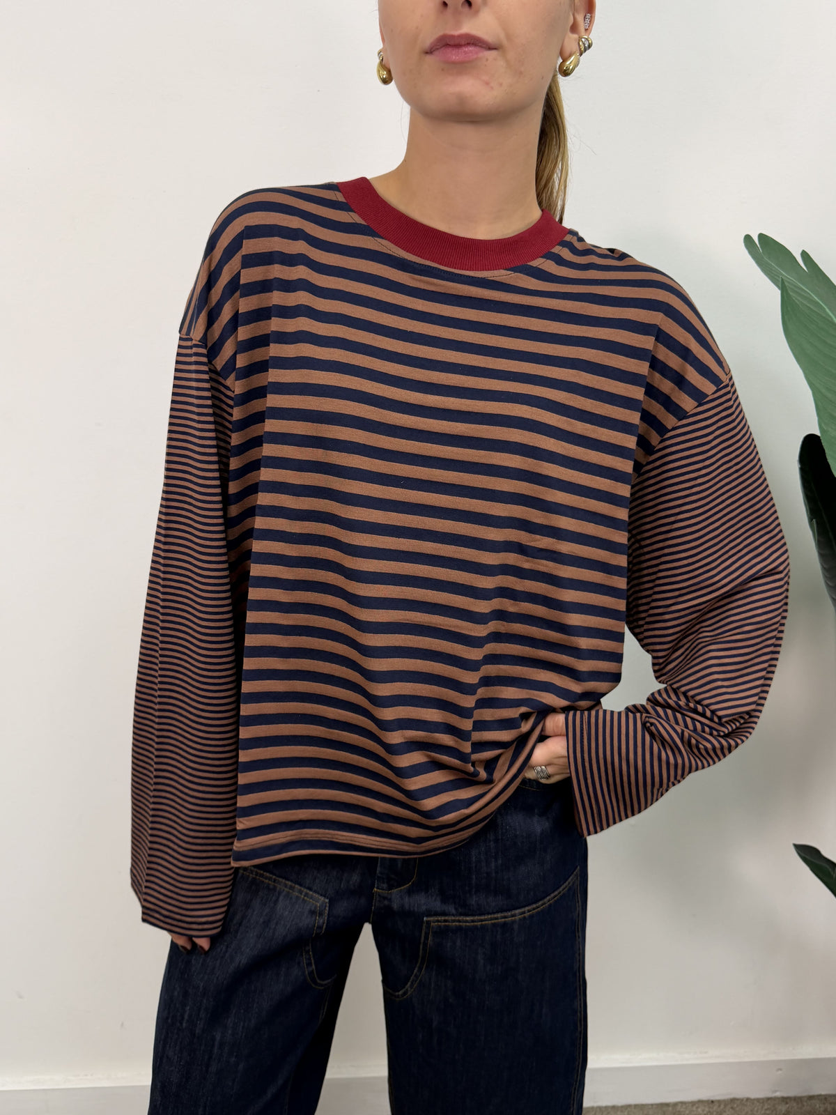 T-Shirt rigata manica campana HaveOne