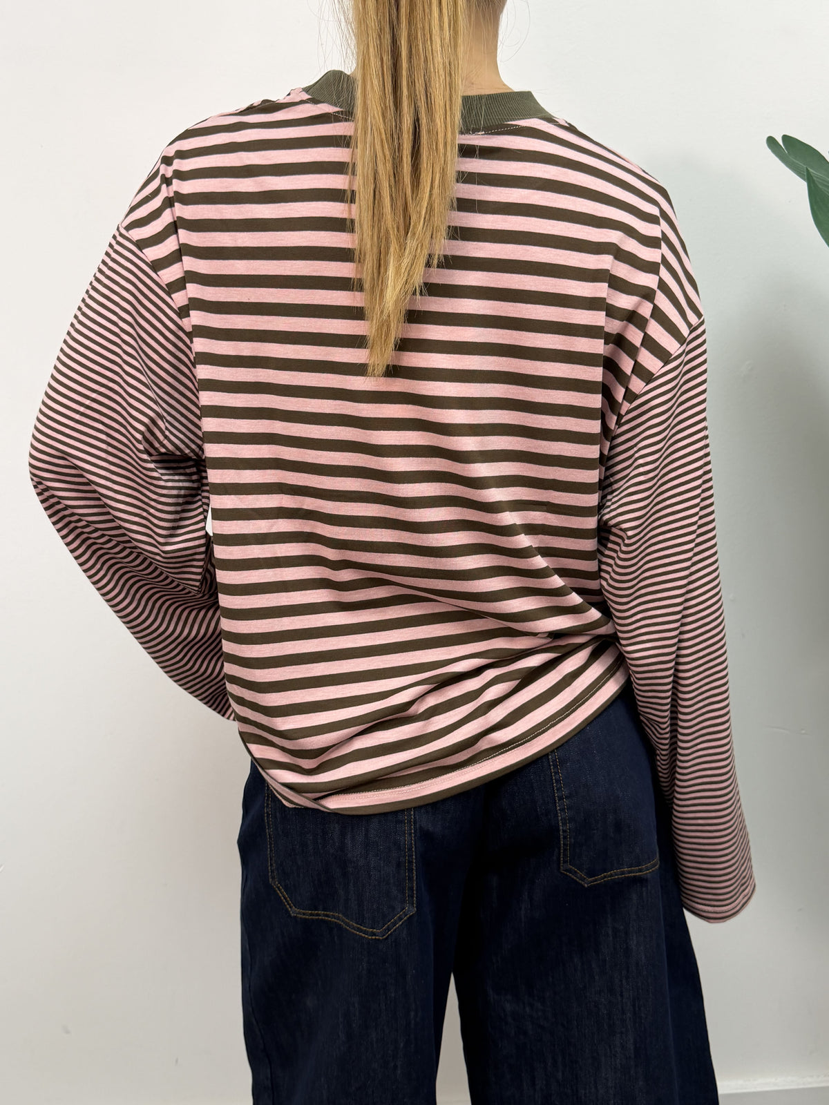 T-Shirt rigata manica campana HaveOne