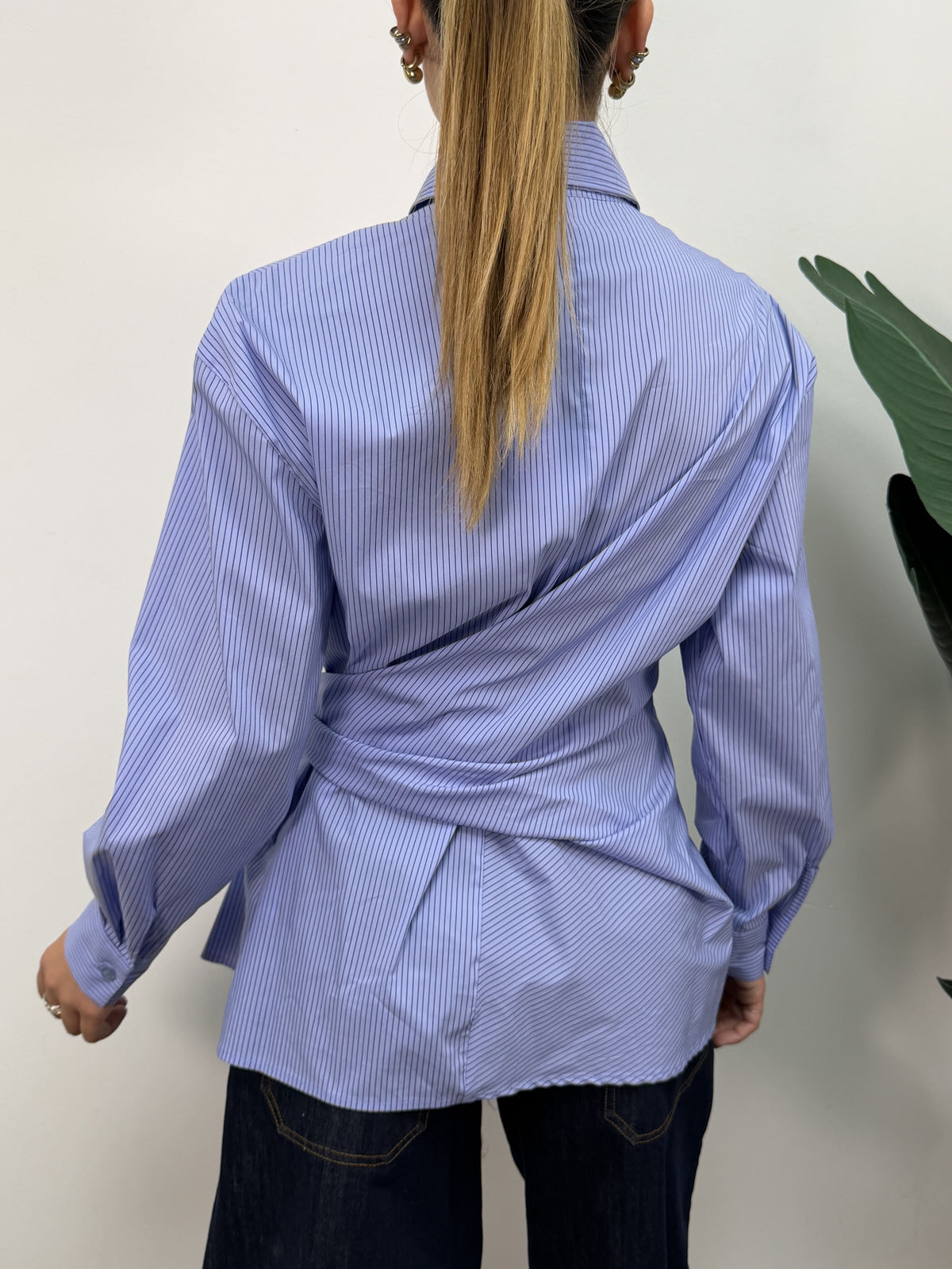 Camicia con nodo sul fianco MyD