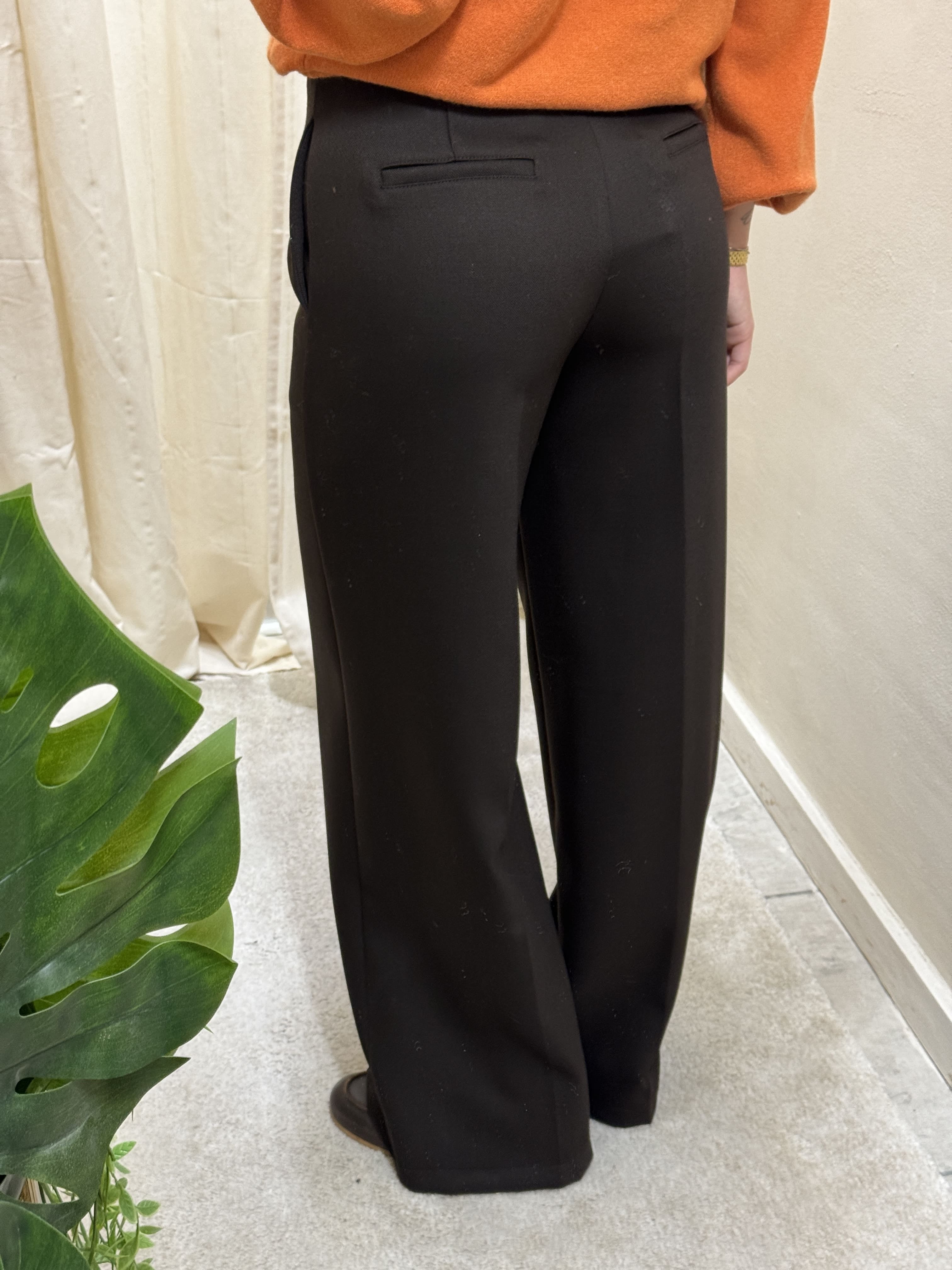 Pantalone gamba dritta misto viscosa Tensione In