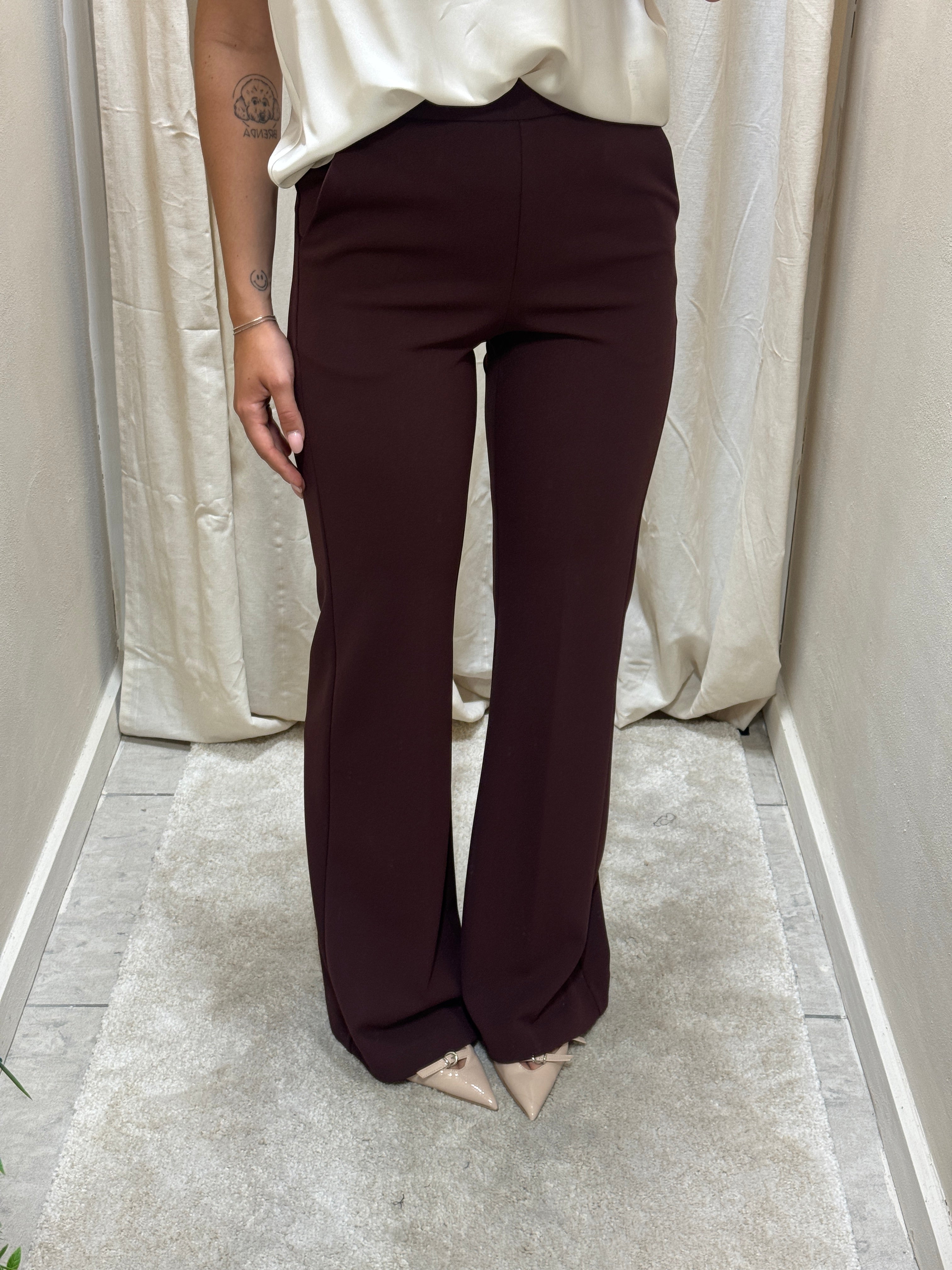 Pantalone in crêpe a zampa Imperial