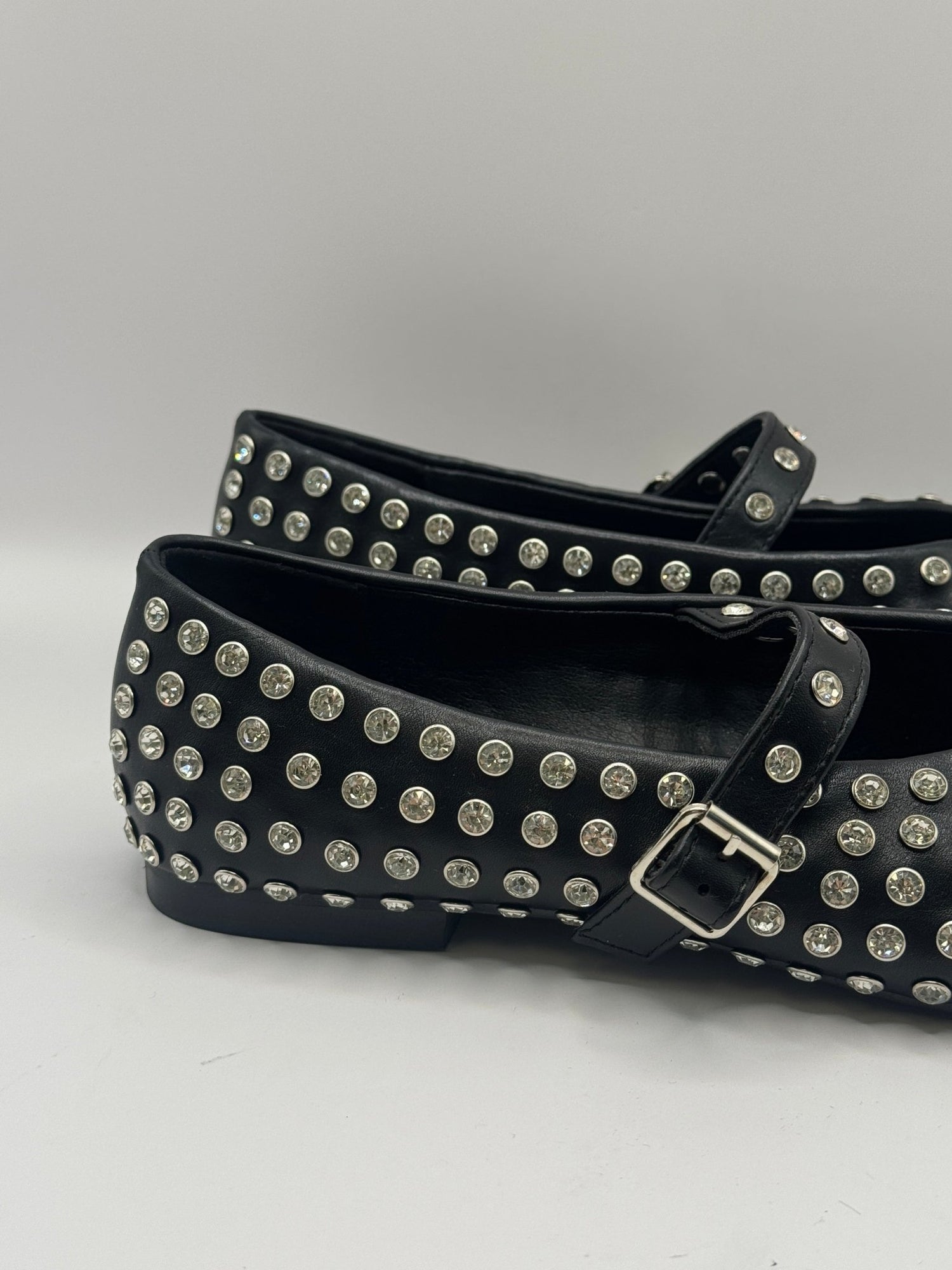 Ballerina in ecopelle e strass con cinturino Divine Follie - GiuGiò | Shop online