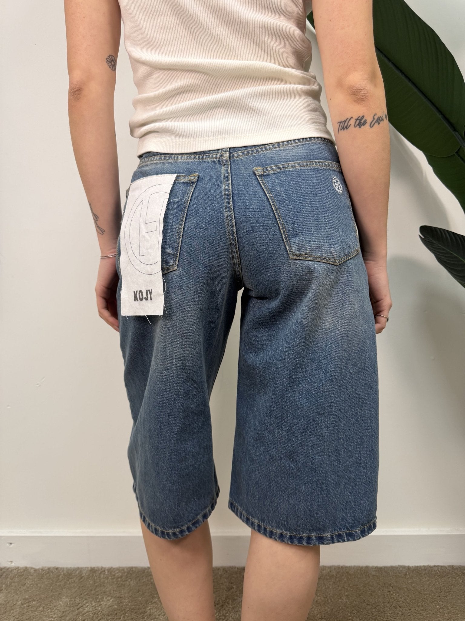 Bermuda in denim scuro mod. KOJI HaveOne - GiuGiò | Shop online