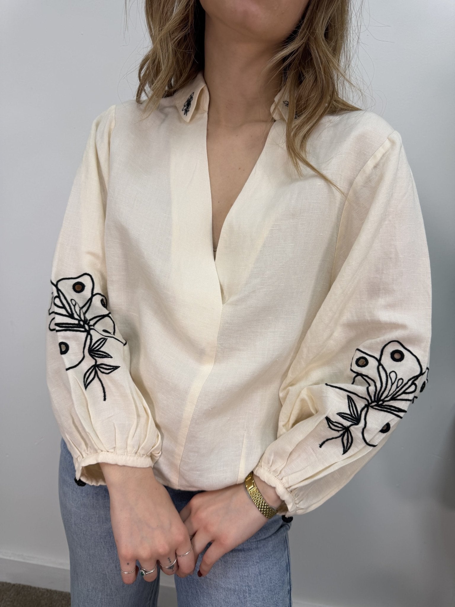 Blusa ampia con ricami BSB - GiuGiò | Shop online