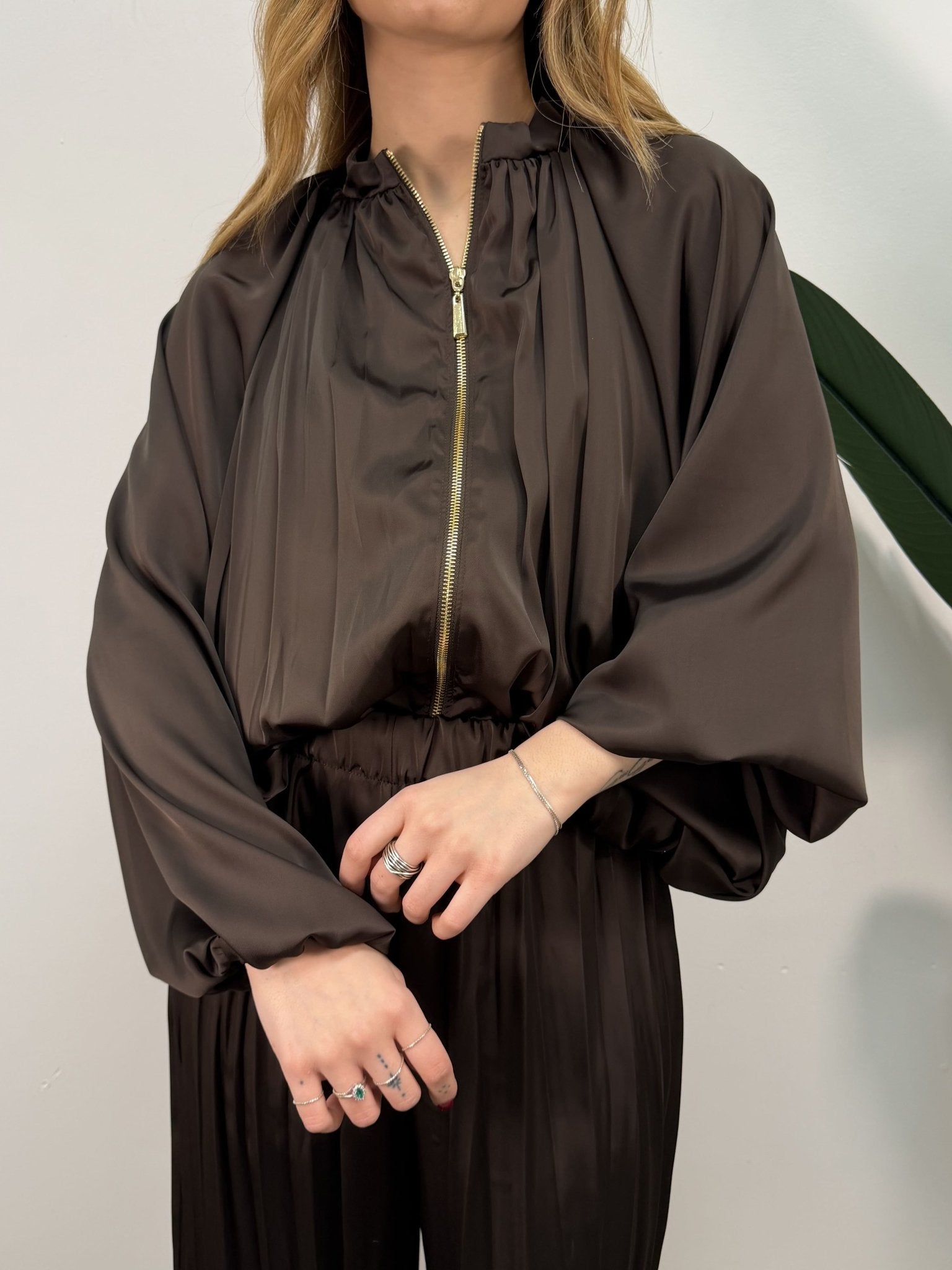 Bomber in raso lucido arricciato con manica raglan VICOLO - GiuGiò | Shop online