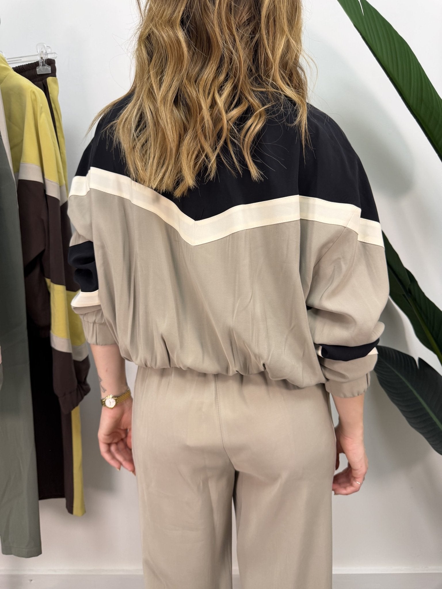 Bomber mezzo collo con zip in cupro Tensione In - GiuGiò | Shop online