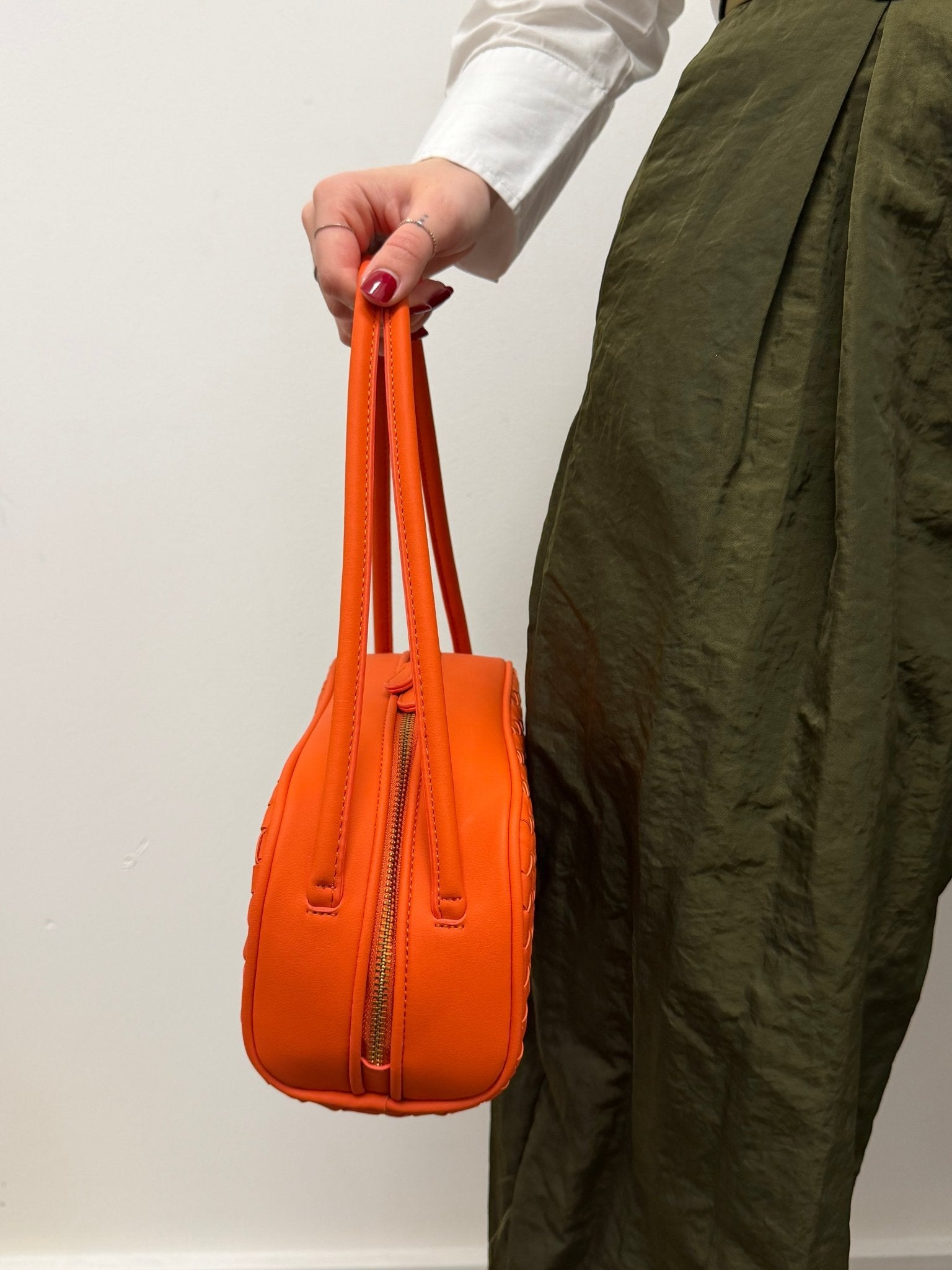 Borsa Hicari intrecciata in ecopelle VICOLO - GiuGiò | Shop online