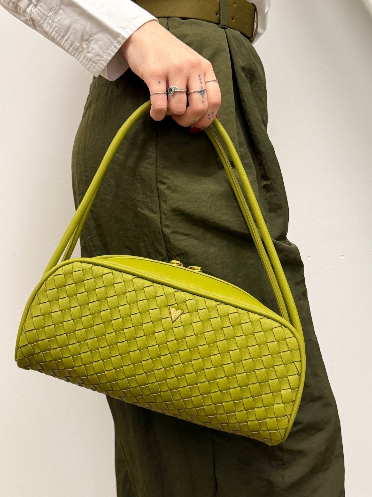 Borsa Hicari intrecciata in ecopelle VICOLO - GiuGiò | Shop online